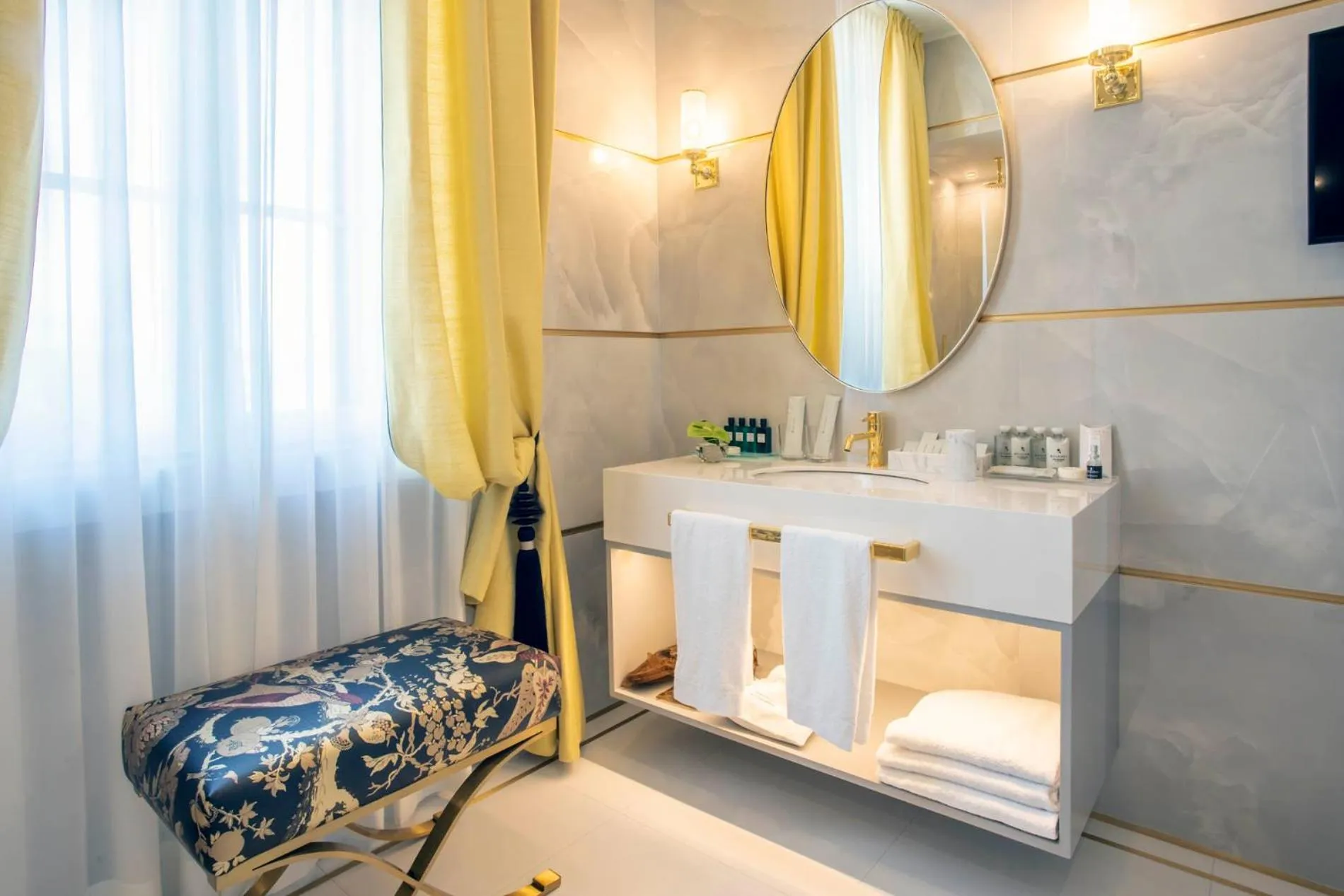 Bathroom in Grand Hotel Principe Di Piemonte