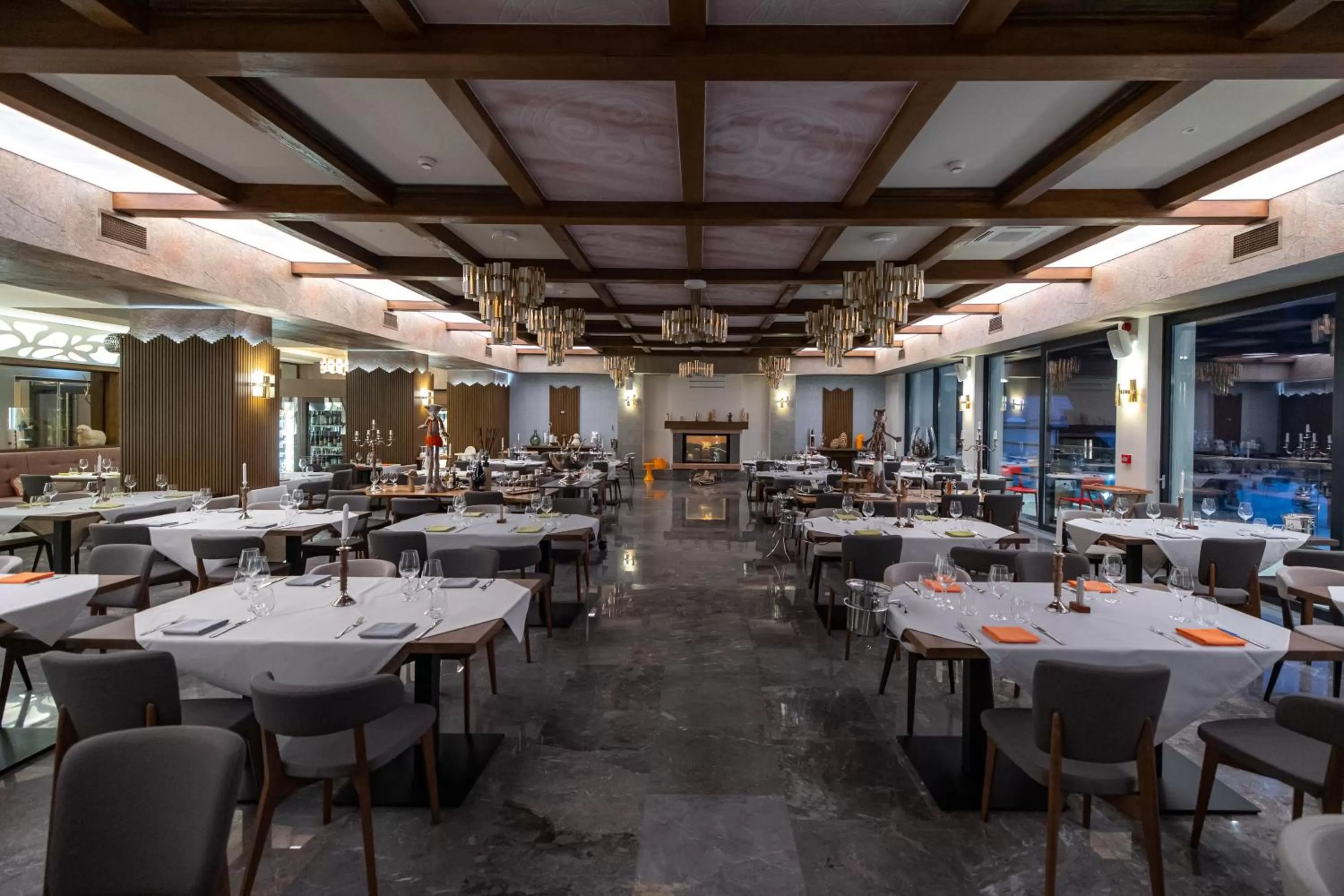 Restaurant/places to eat in Hotel Belmont & Spa