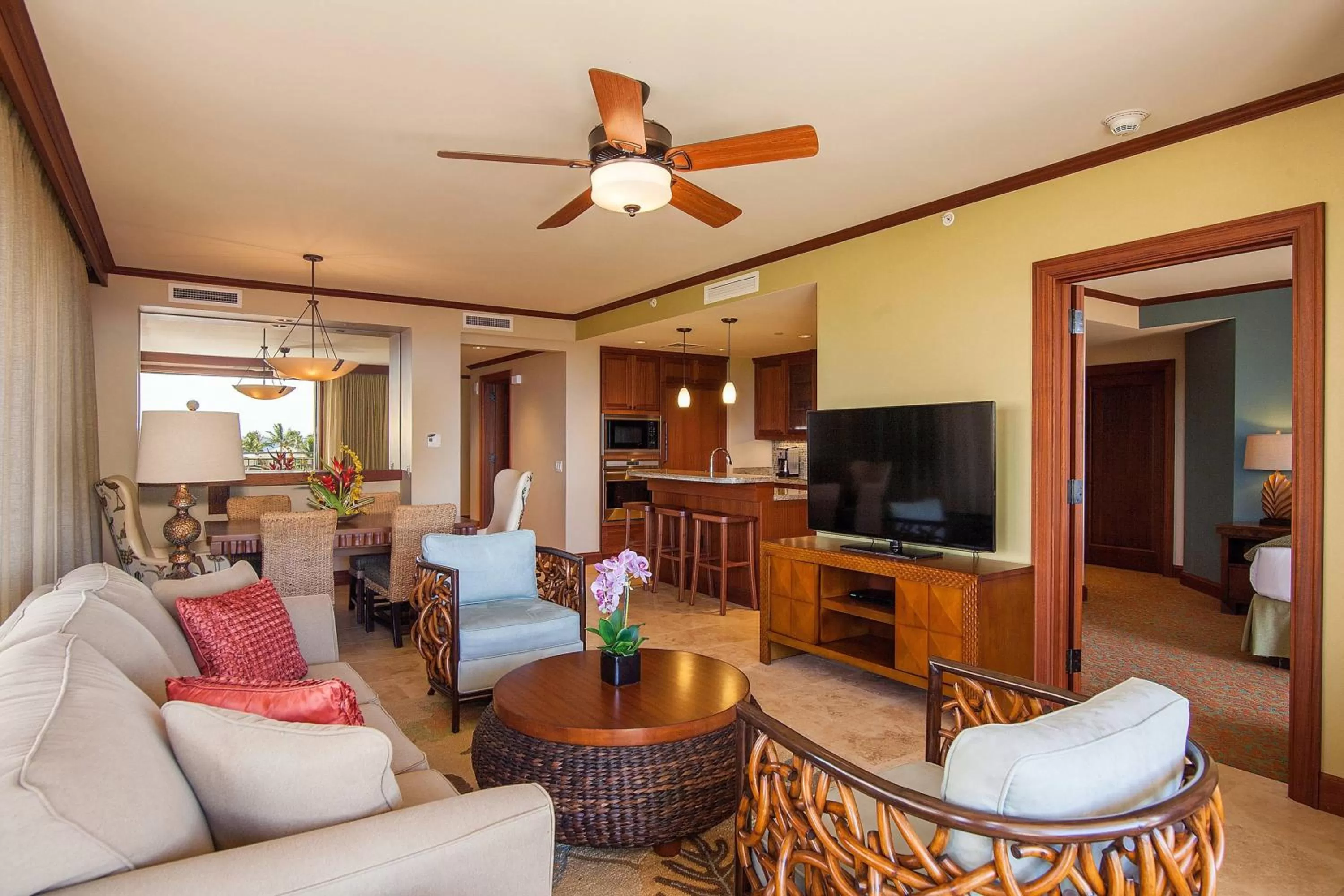 Living room in Koloa Landing Resort at Po'ipu, Autograph Collection