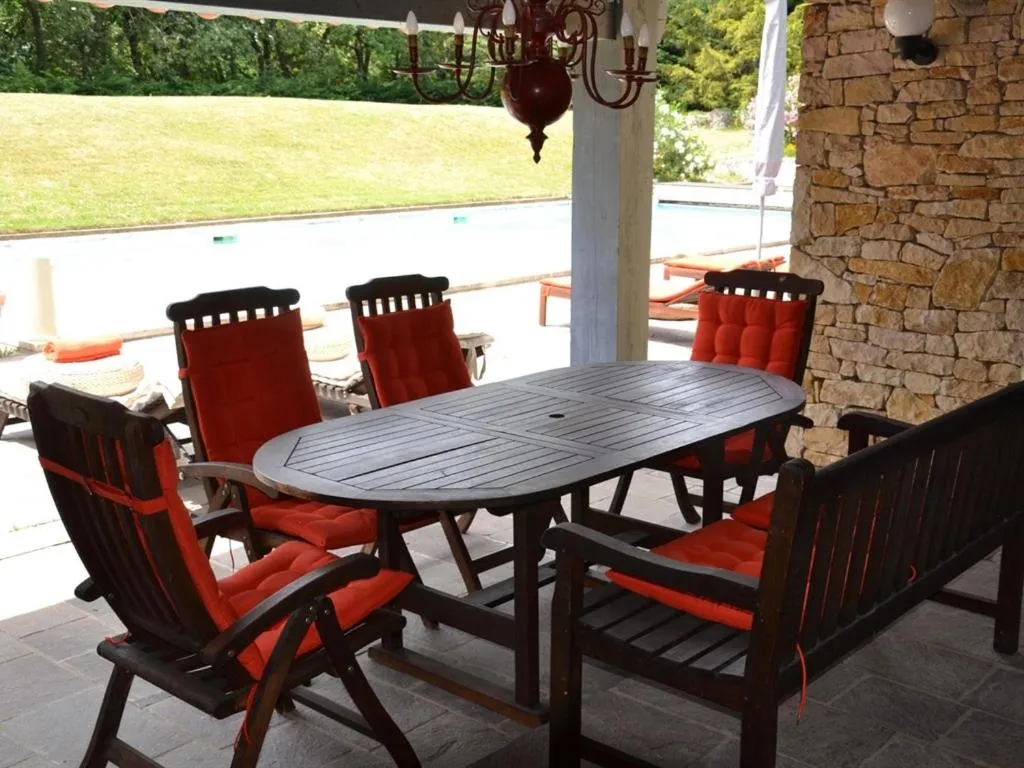 Dining area in La Devinière
