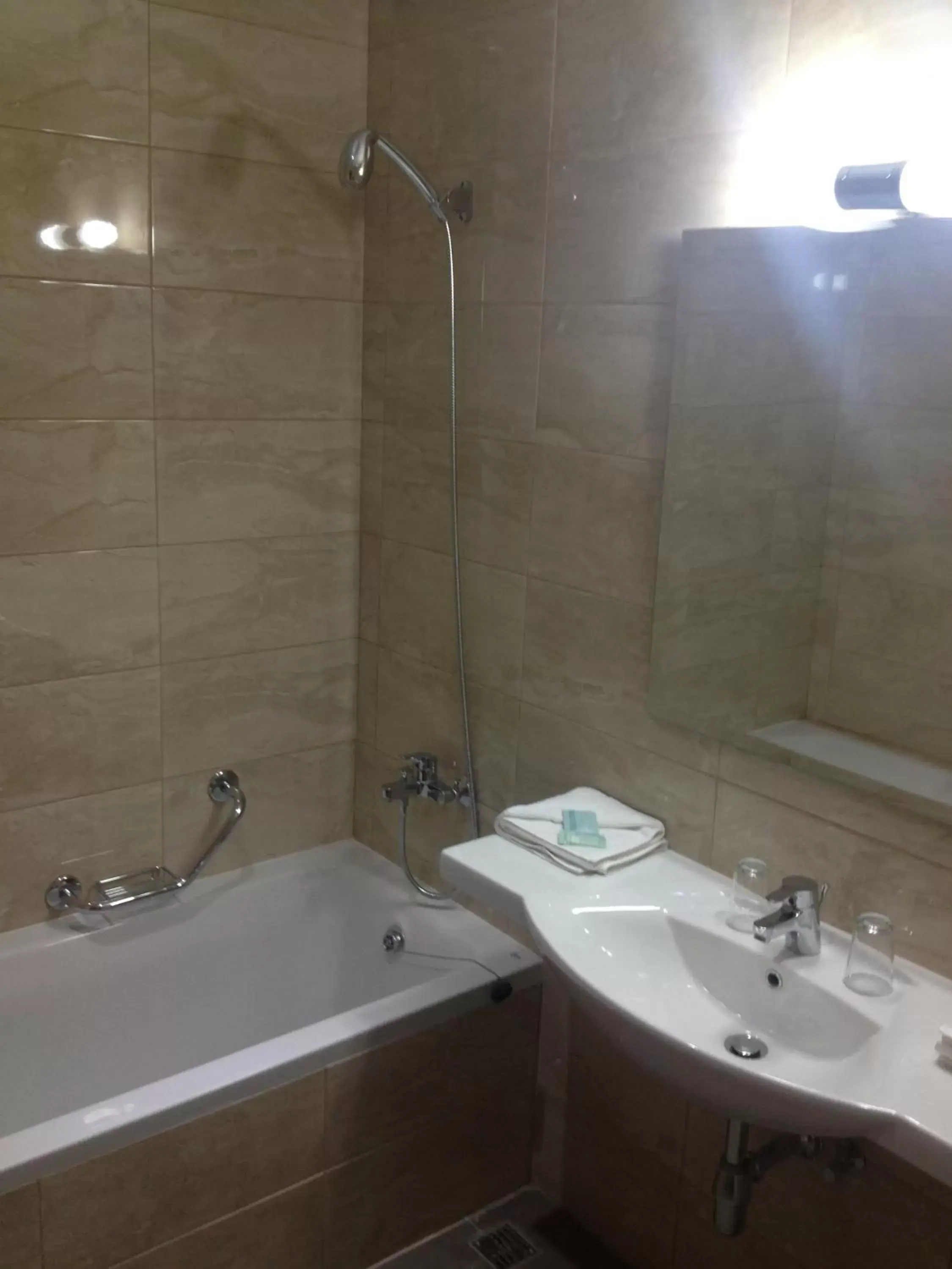 Double or Twin Room in Grand Harbour Hotel Double or Twin Room in Grand Harbour Hotel