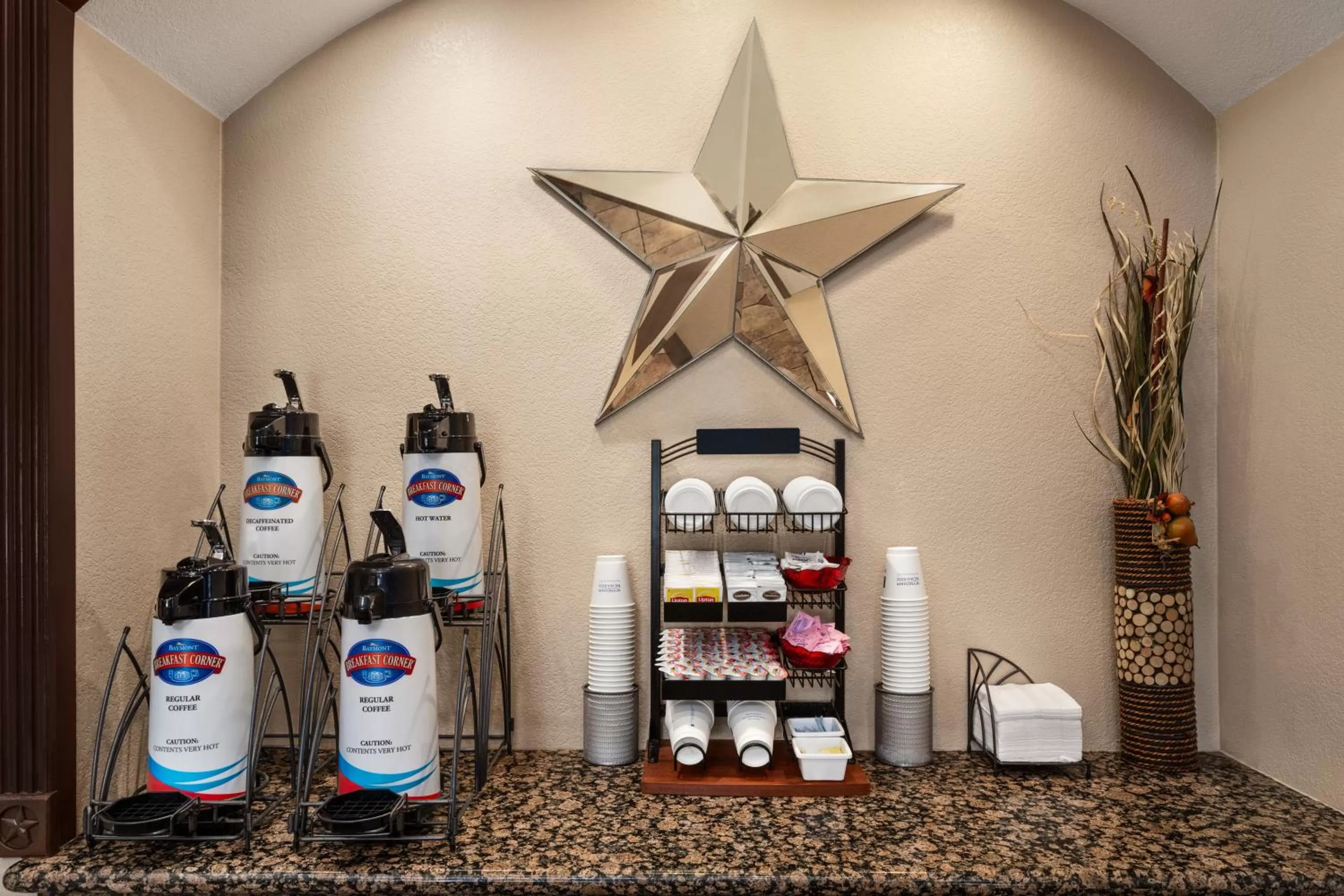 Coffee/tea facilities in Baymont by Wyndham Wichita Falls