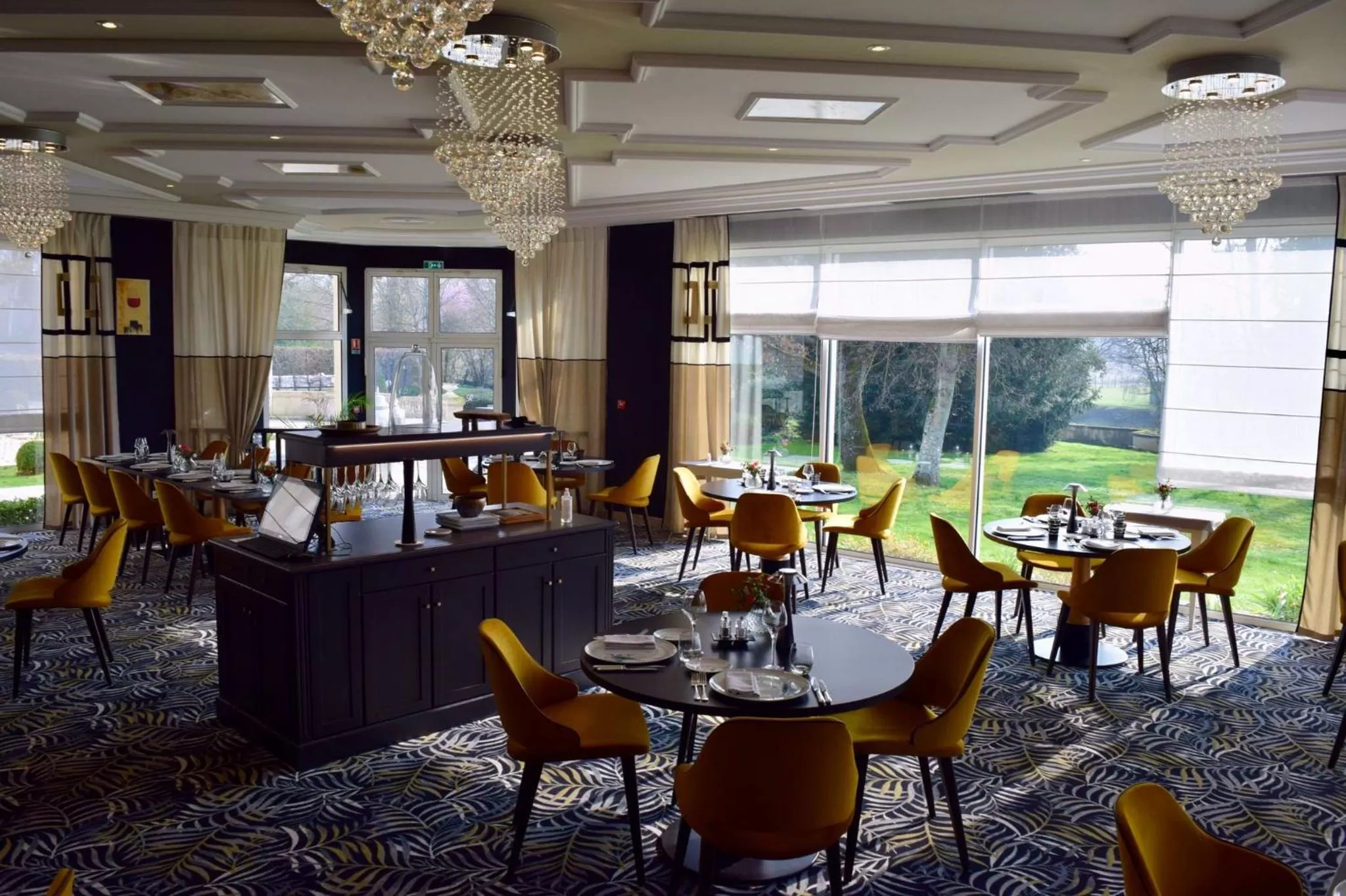 Restaurant/places to eat in Chateau du Clos de la Ribaudiere - Teritoria