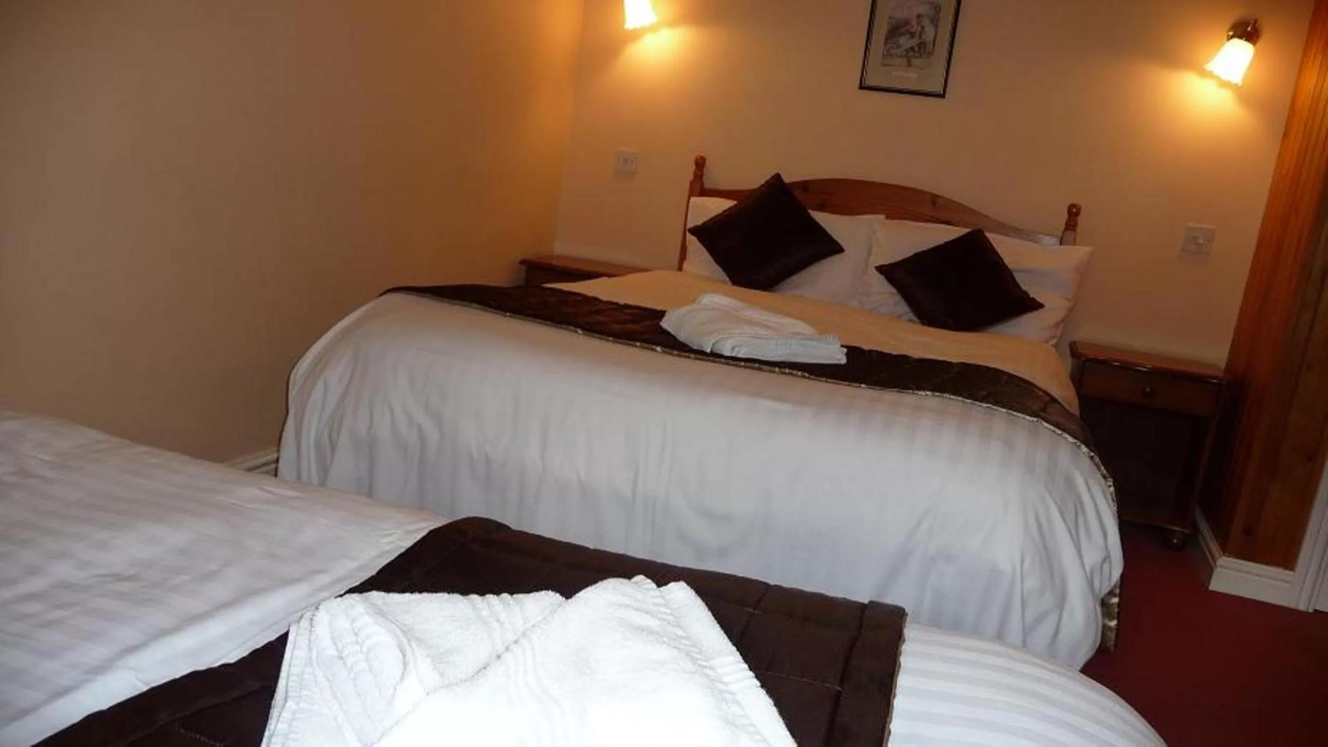 Bedroom, Bed in Malt House