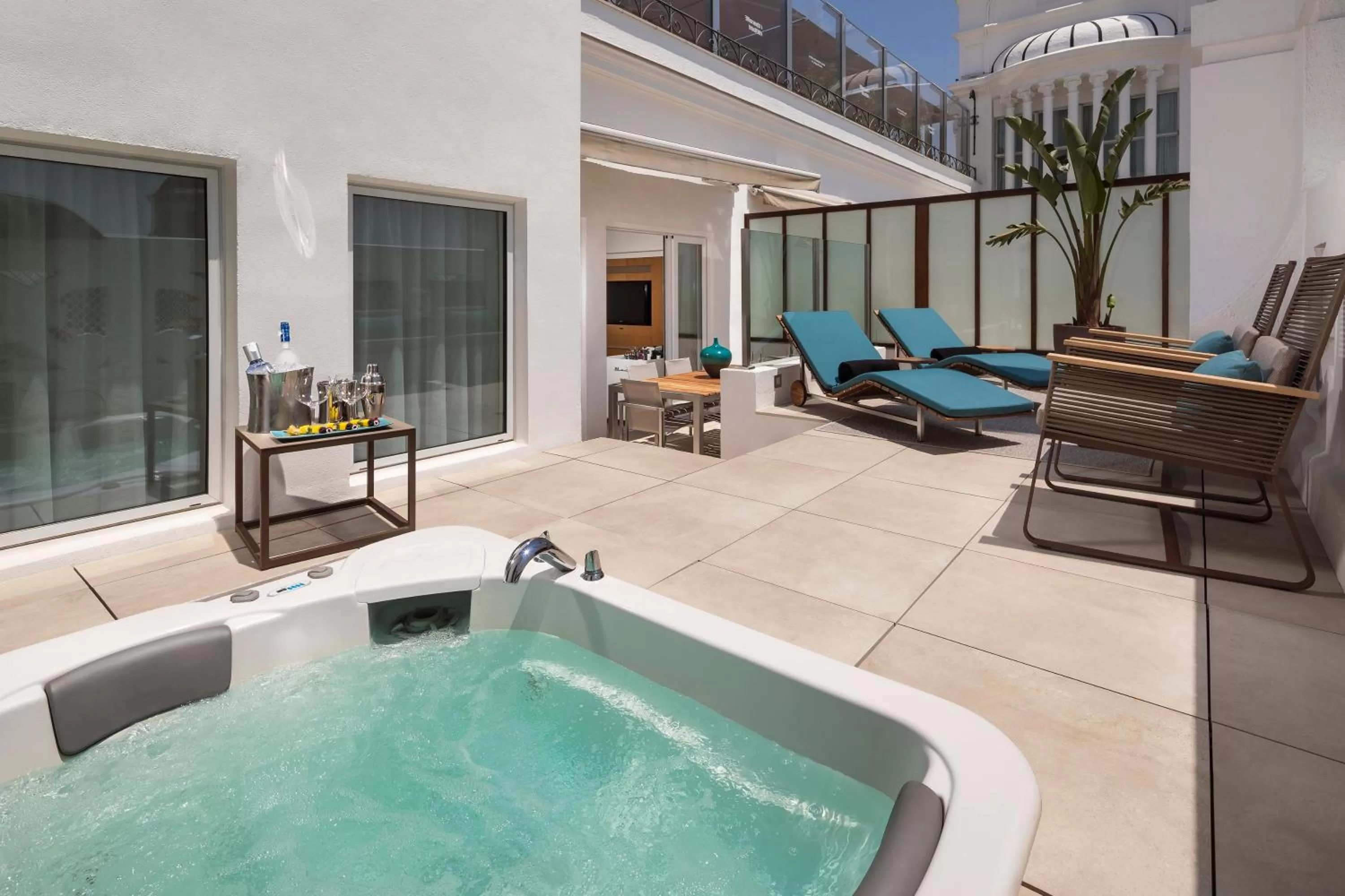 Decorative detail in ME Madrid Reina Victoria by Meliá