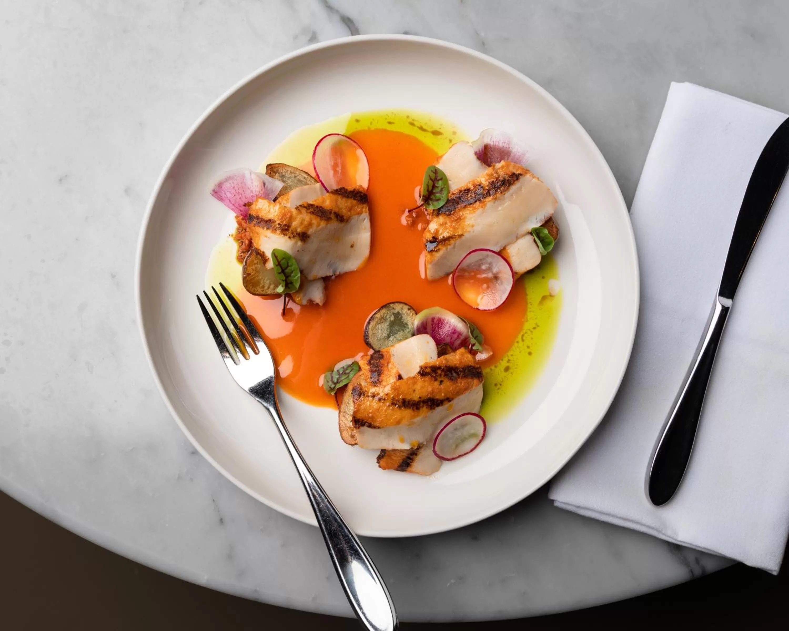 Restaurant/places to eat in Century Plaza Hotel