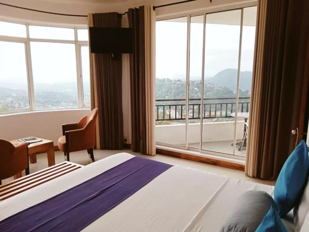 Mountain View in The Heaven's Villa Kandy