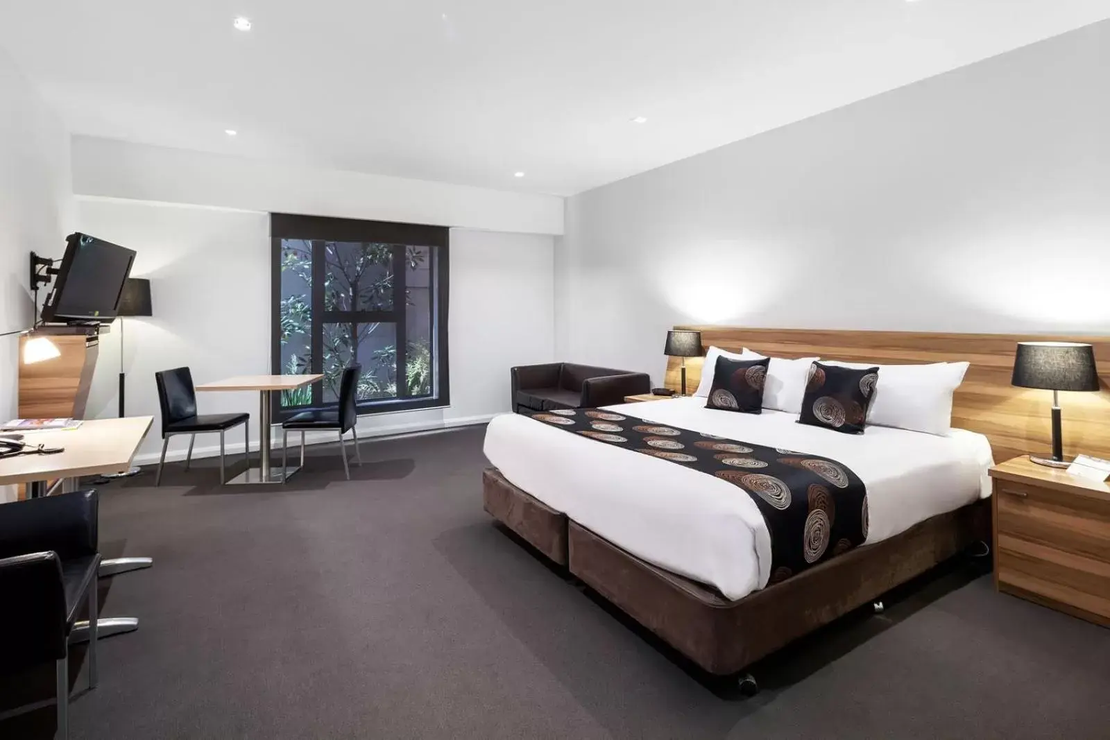 King Executive Suite in Best Western Plus Ballarat Suites King Executive Suite in Best Western Plus Ballarat Suites