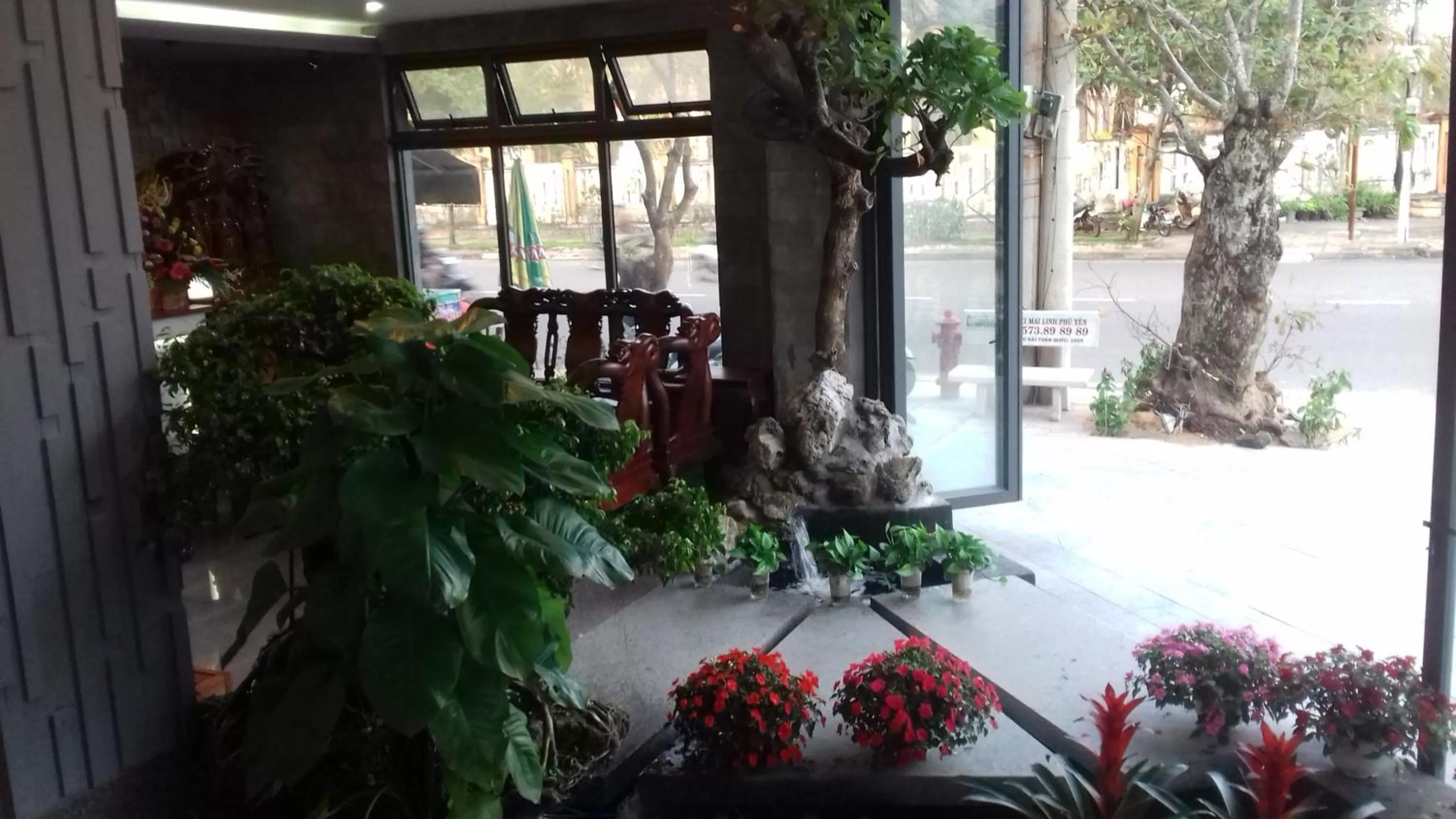 Khách Sạn Hiệp Yến