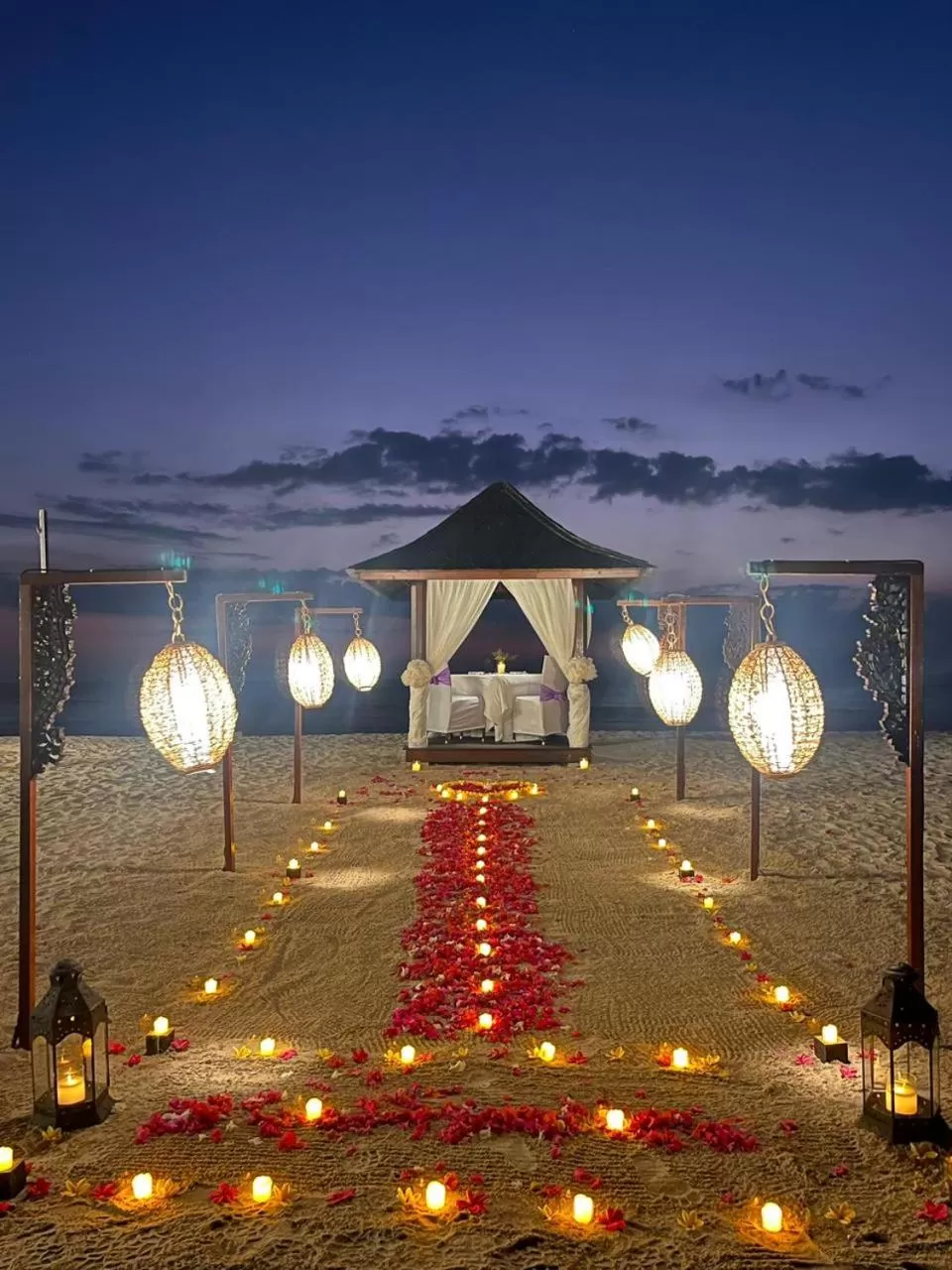 Restaurant/places to eat in Ombak Sunset