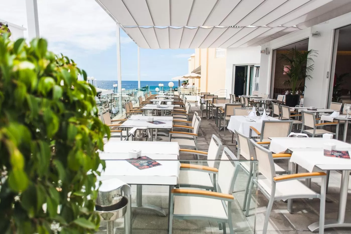 Restaurant/places to eat in Lagos de Fañabé Beach Resort