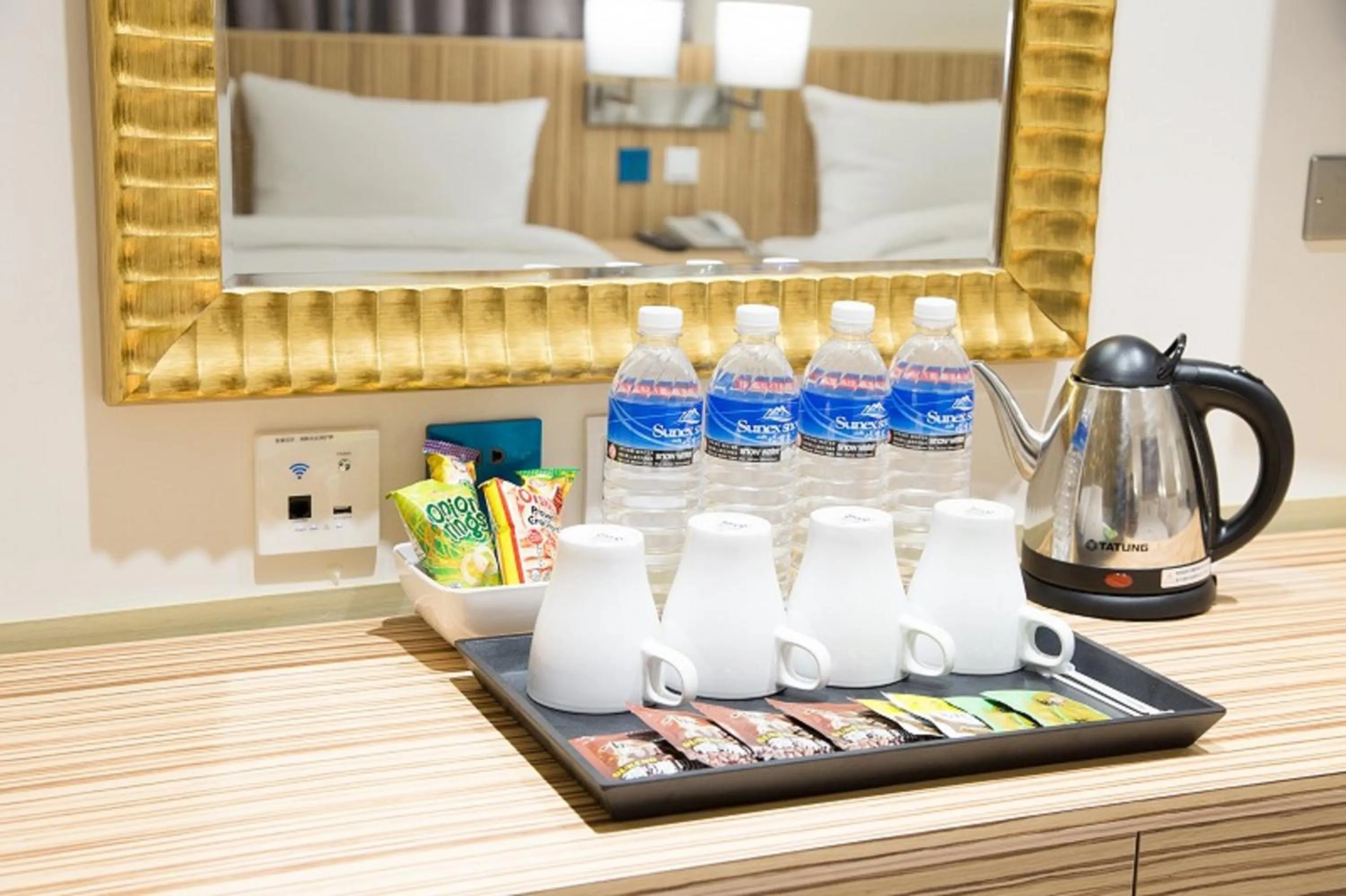 Deluxe Family Room in Rainbow Hotel