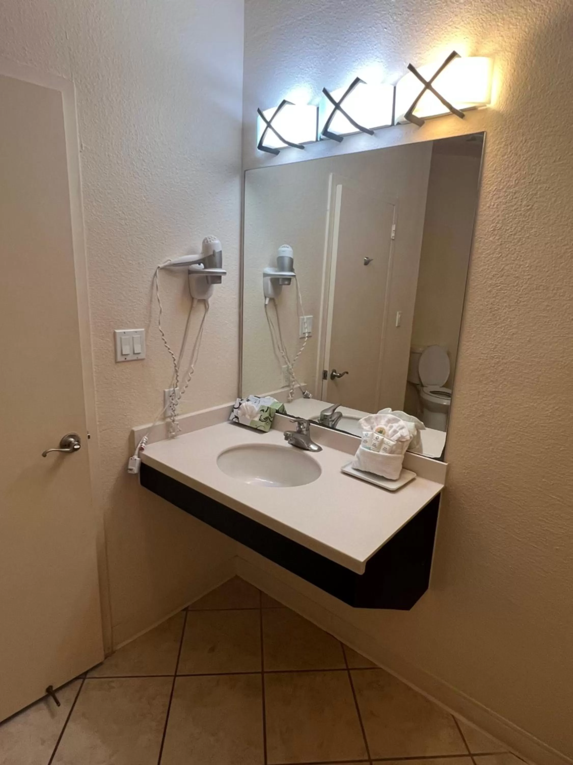 Bathroom in Sunchase Inn & Suites