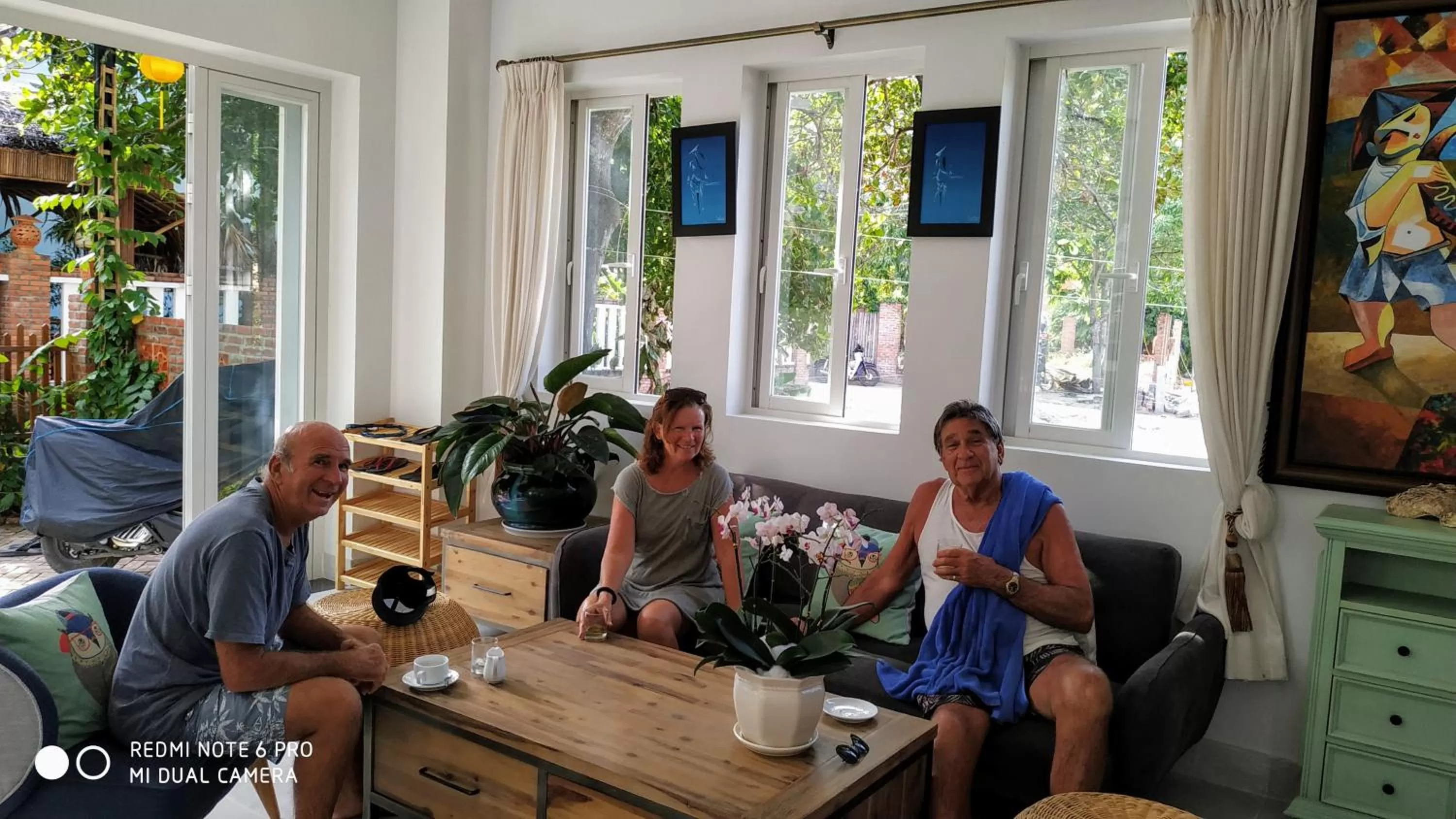 Restaurant/Places to Eat in Peach House