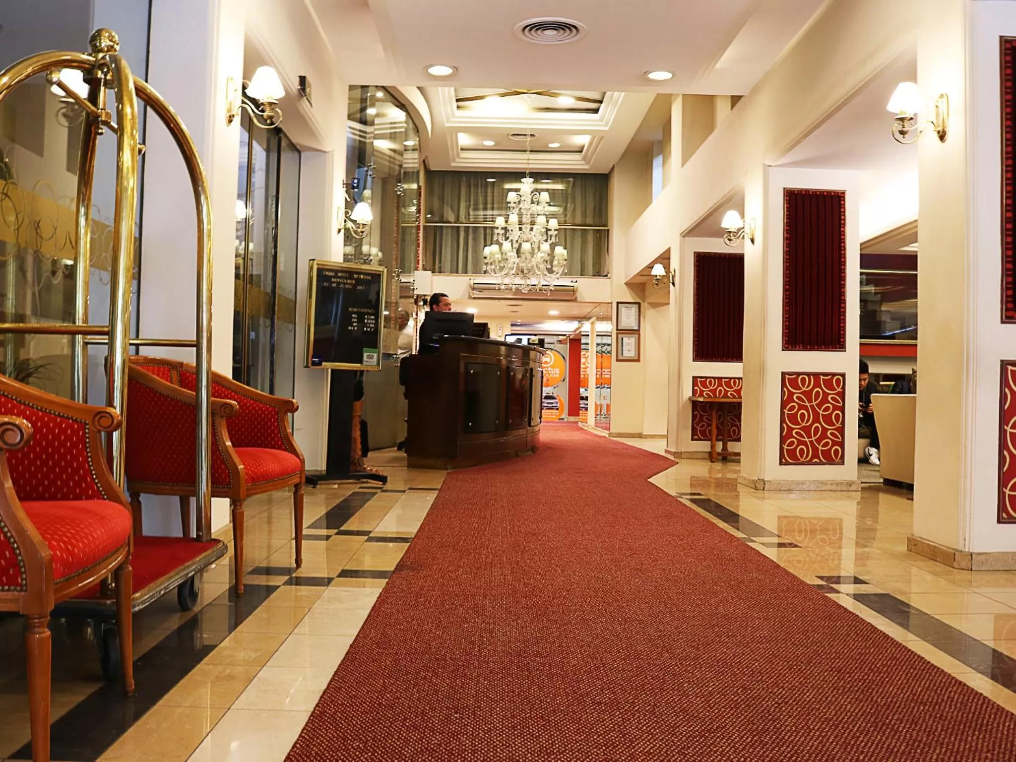 Lobby or reception in Hotel Metropol