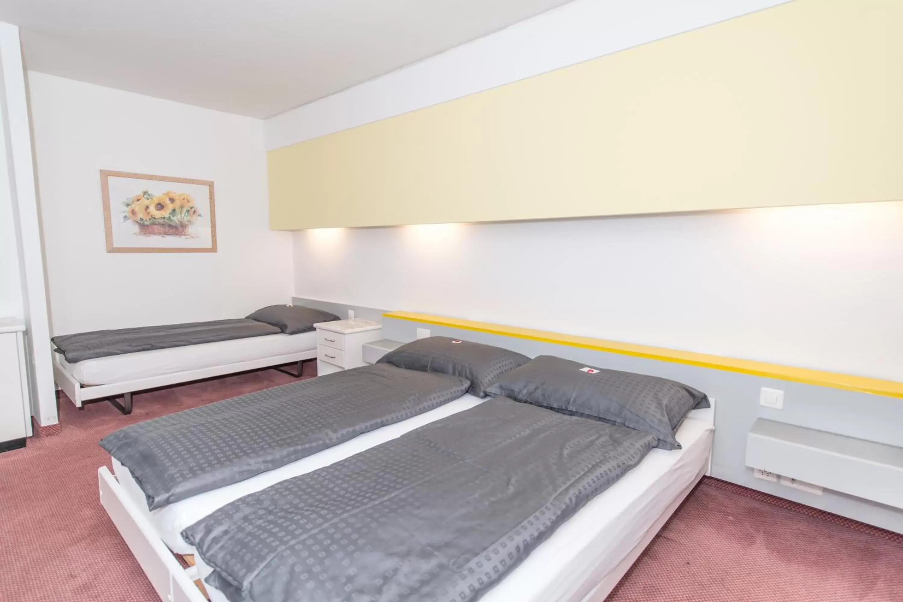 Triple Room - single occupancy in Hotel Rotes Haus Triple Room - single occupancy in Hotel Rotes Haus