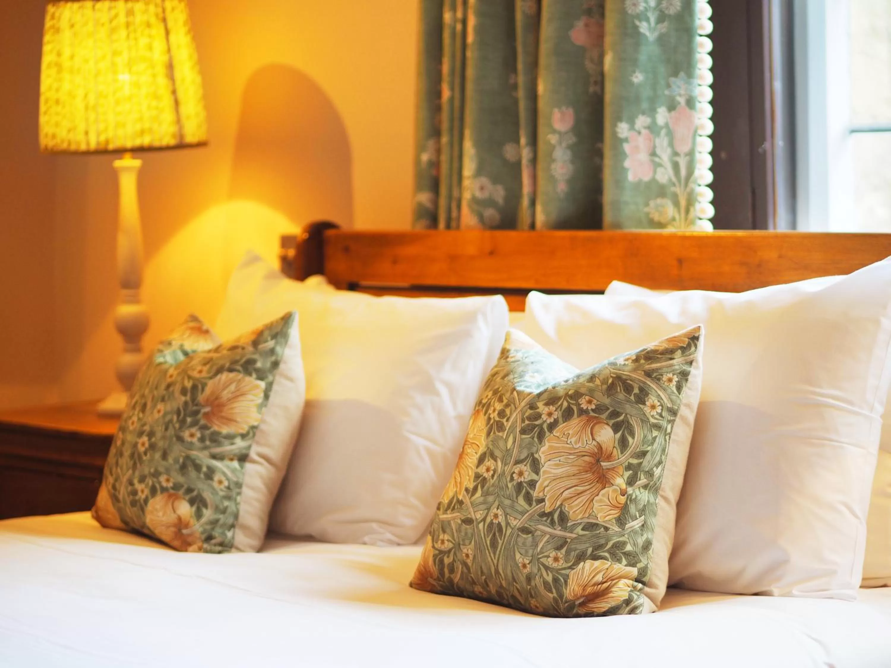 Bed in Bear and Ragged Staff