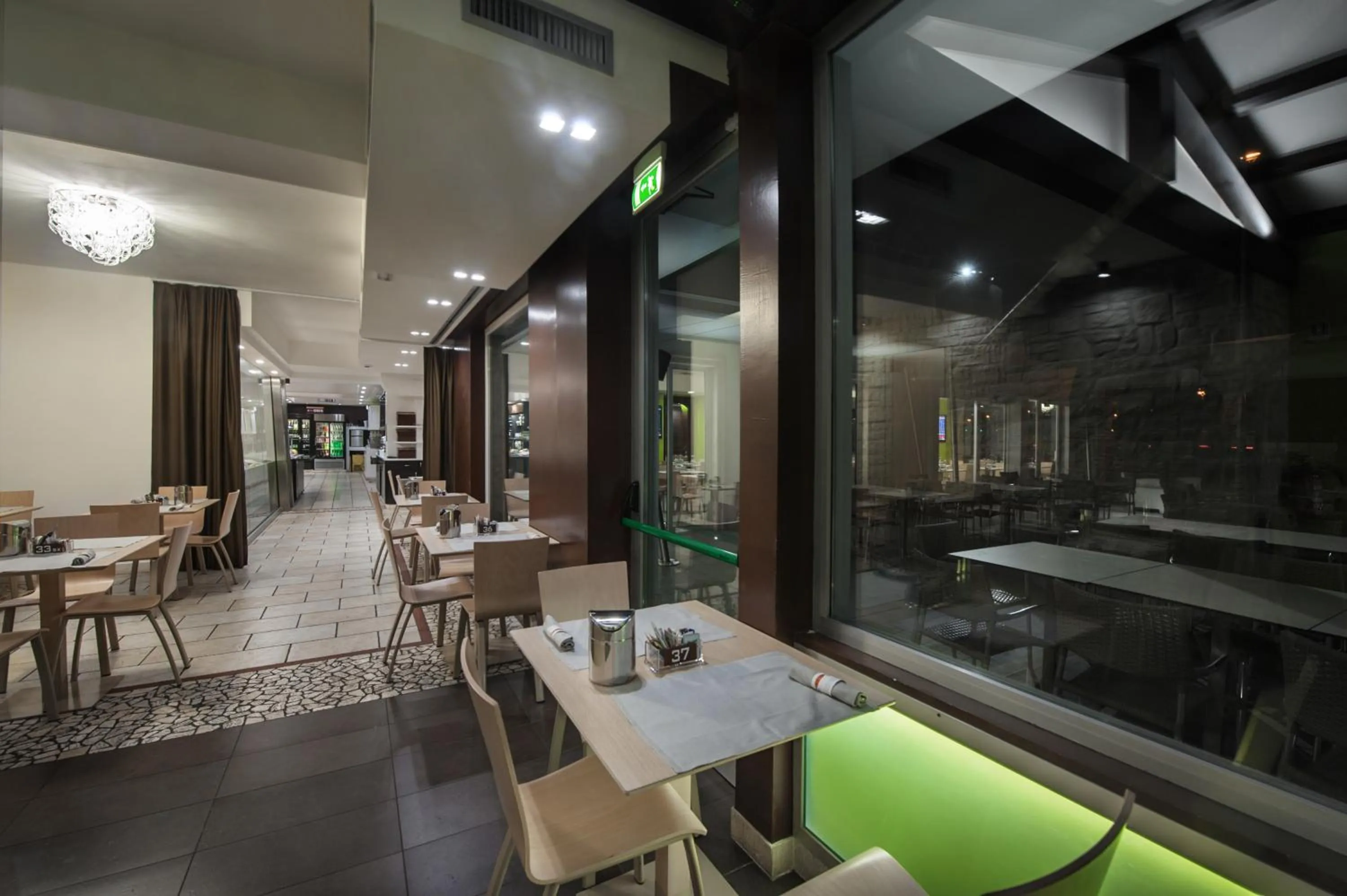 Restaurant/places to eat in Hotel Testani Frosinone