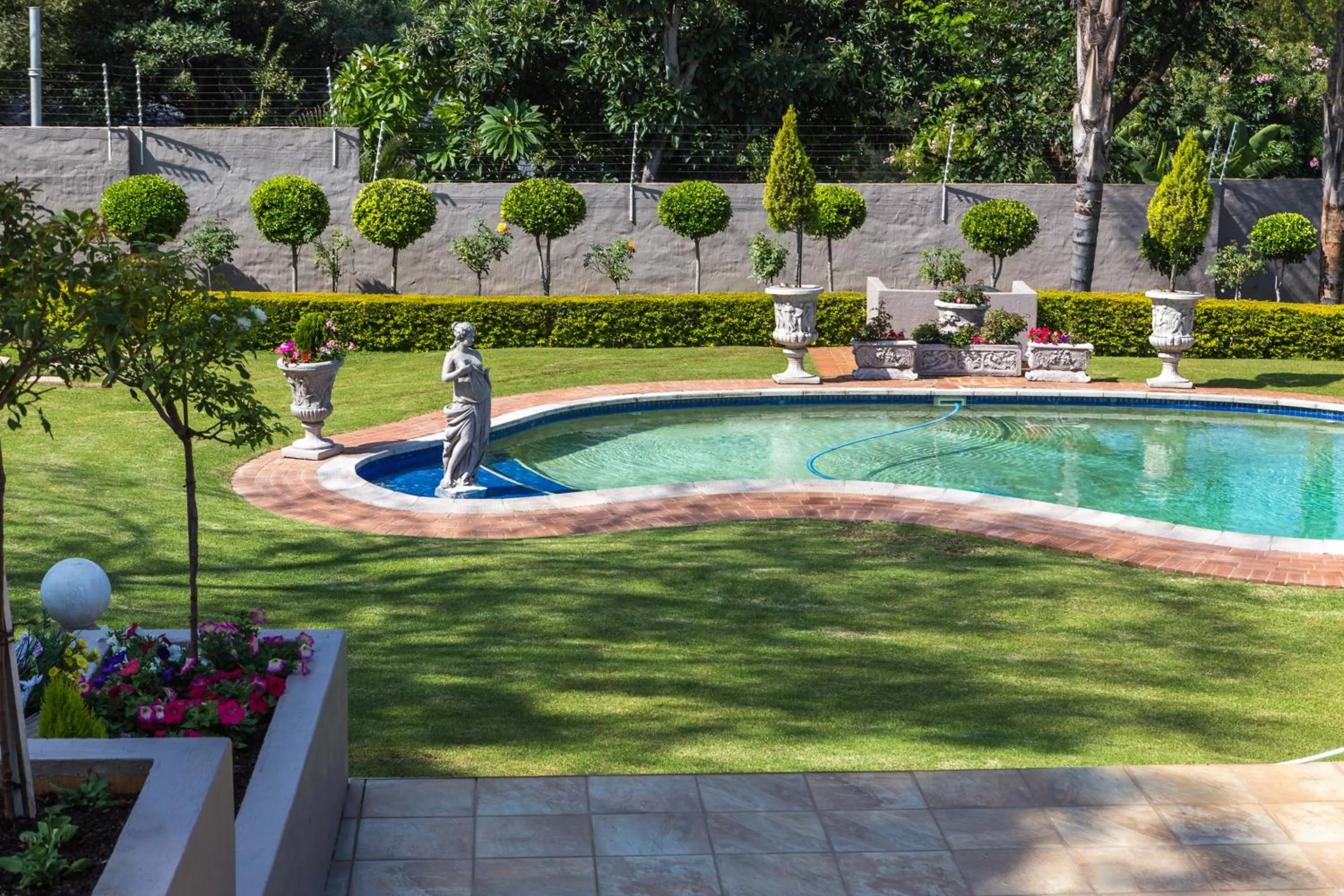 Patio, Swimming Pool in La Vida Luka - Luxury Guesthouse