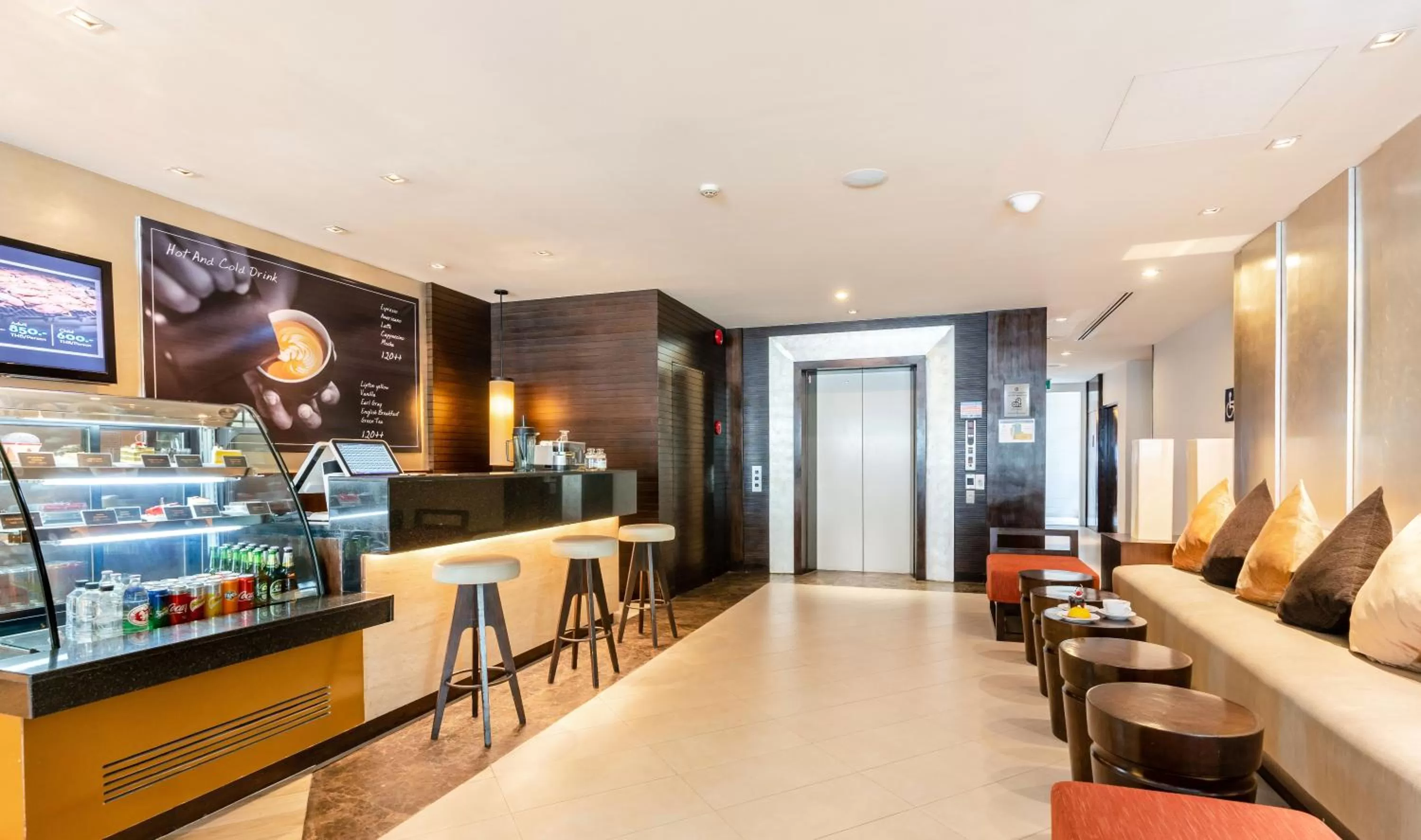 Lobby or reception in A-ONE Pattaya Beach Resort