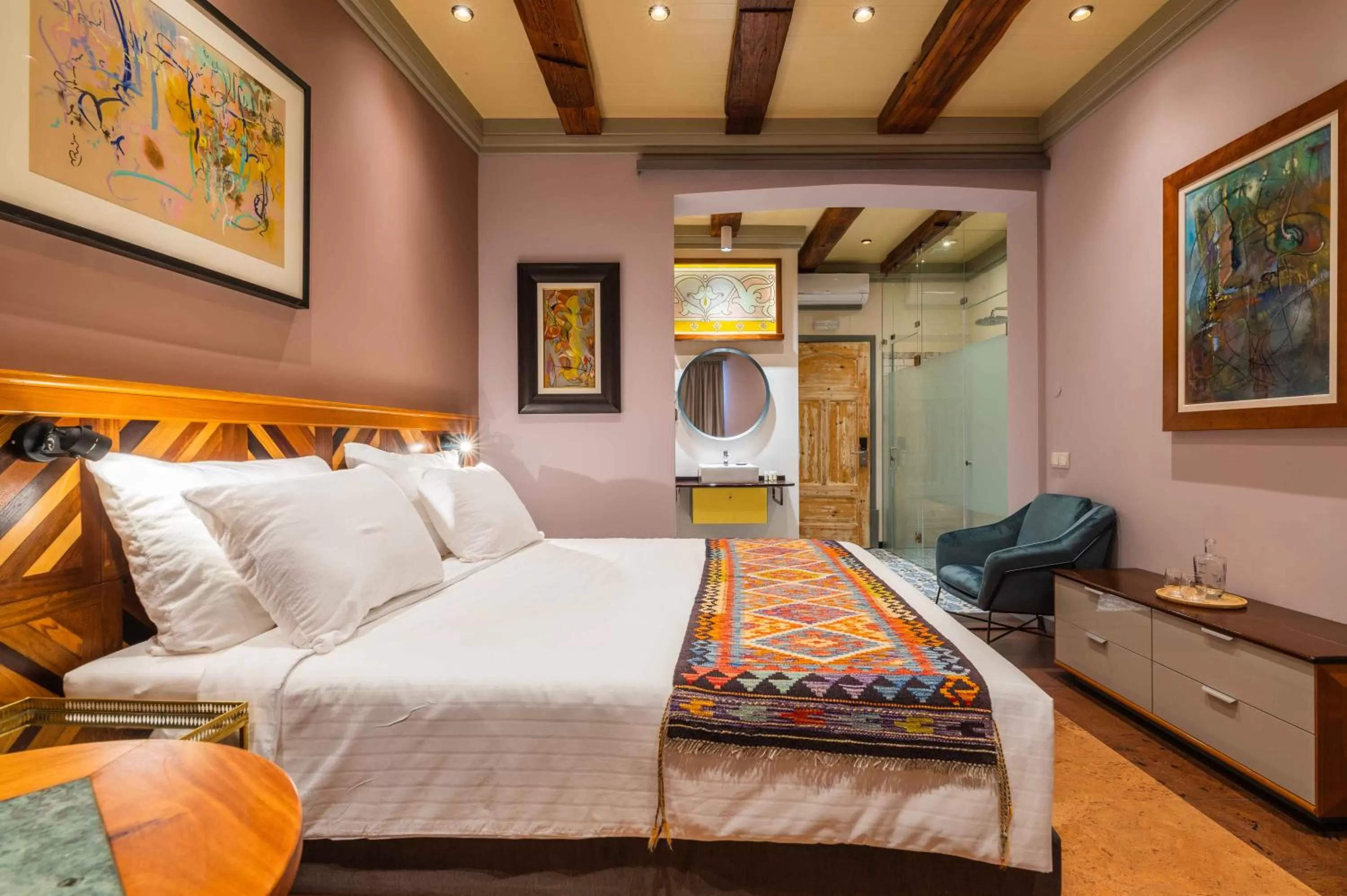 Photo of the whole room, Bed in Vila Origens Boutique Hotel Albufeira – Adults Only