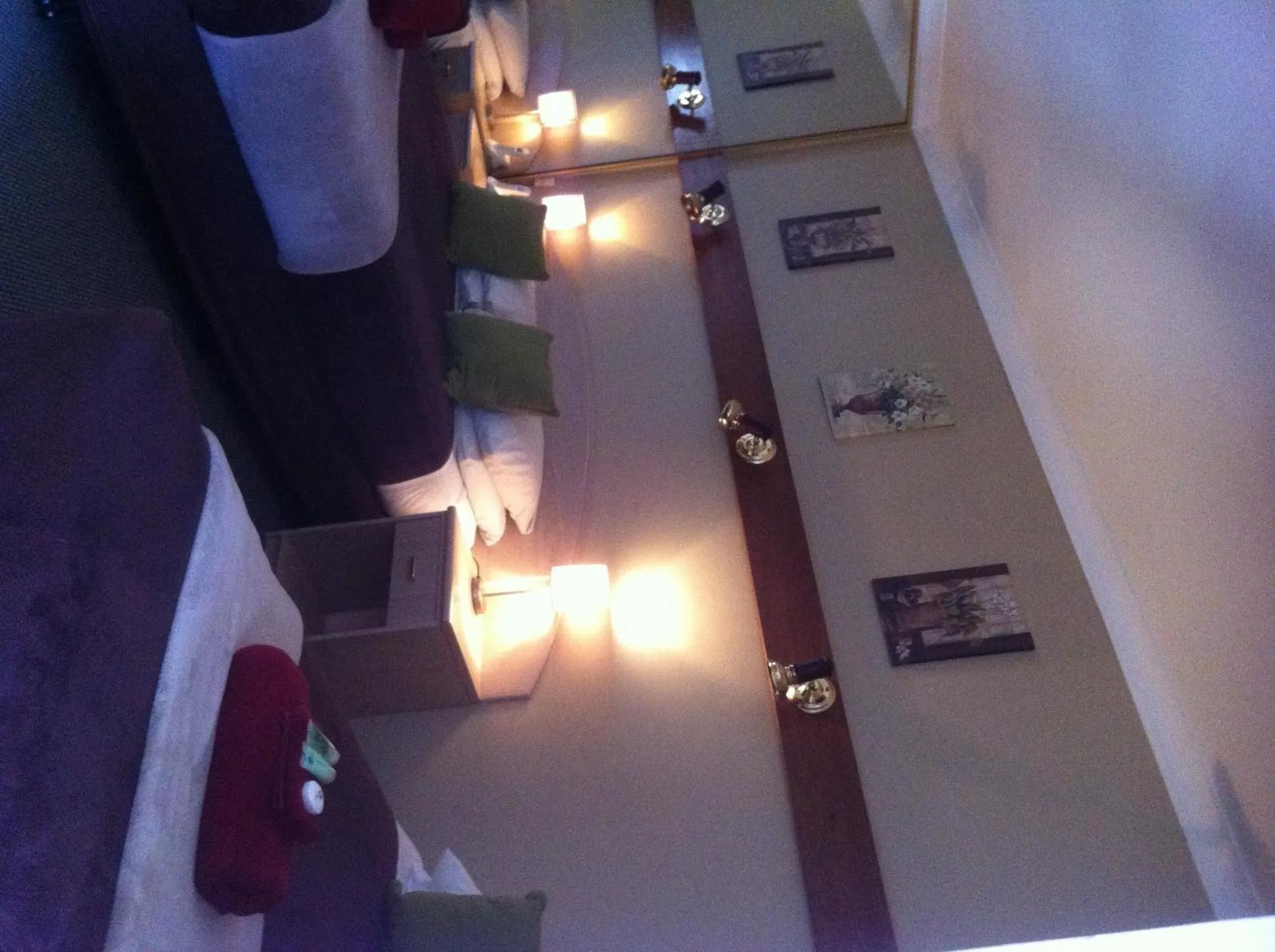 Photo of the whole room in Elsinor Motor Lodge