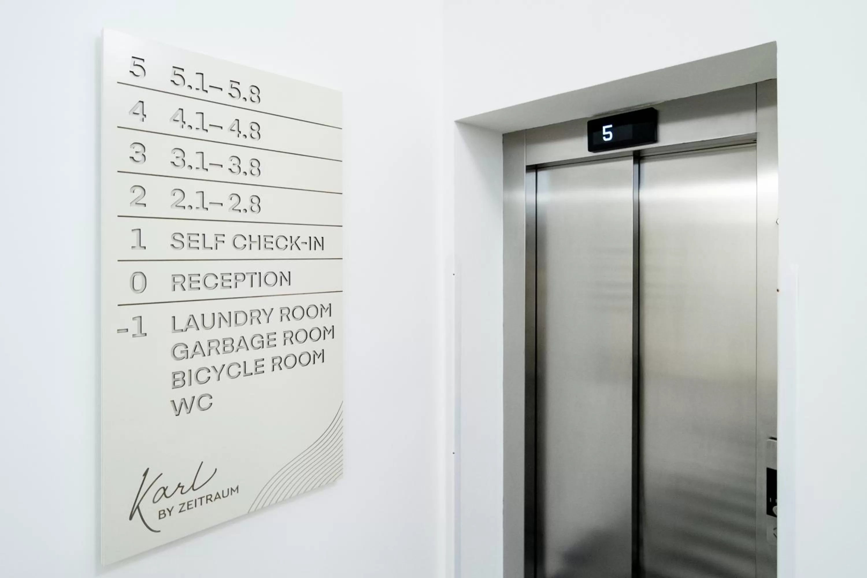 Property logo or sign in Karl BY ZEITRAUM