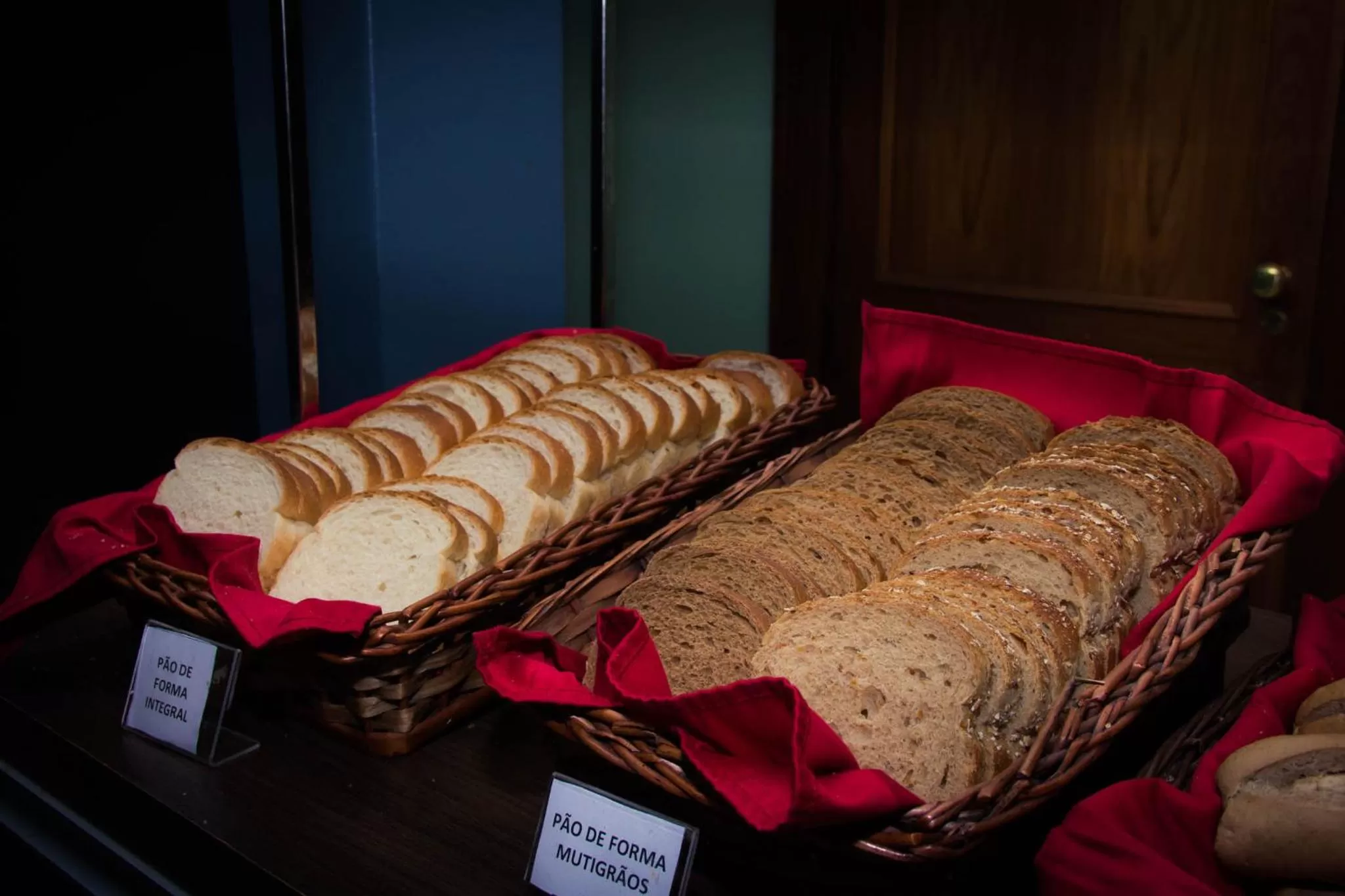 Breakfast in Embaixador Hotel & Centro de Eventos by Fast10