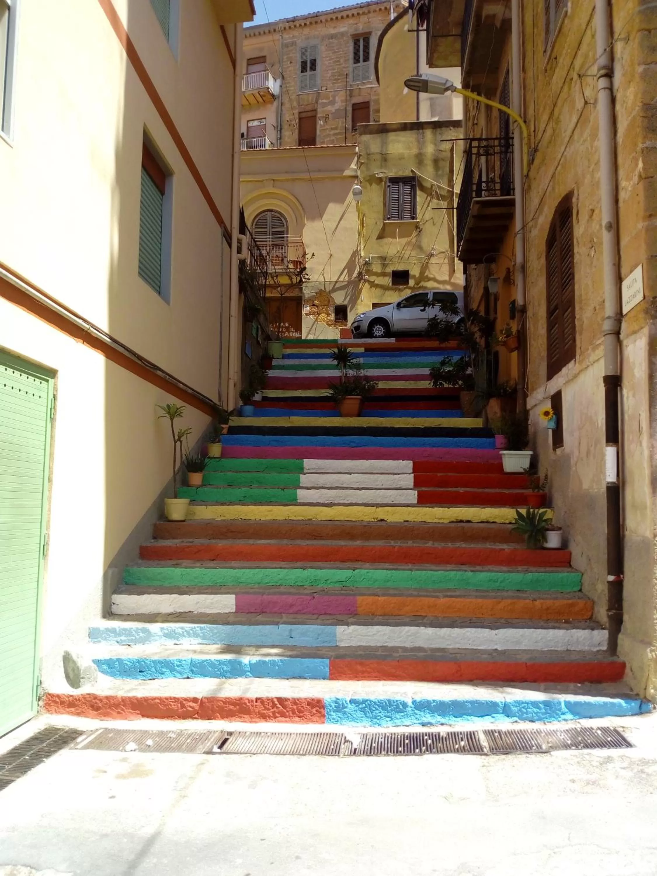 Neighbourhood in B&B Le Lumìe "Il Cortiletto Del Centro"