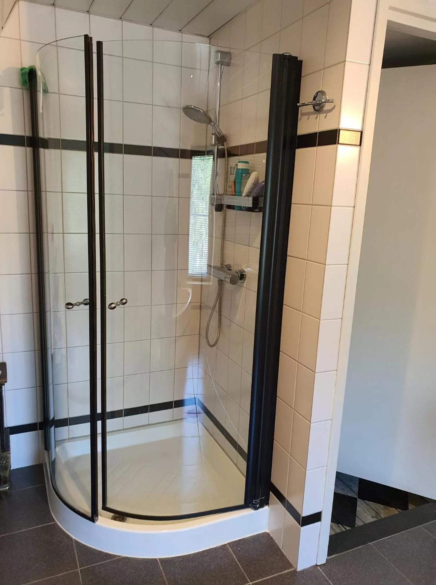 Bathroom in De Vliegende Vlinder