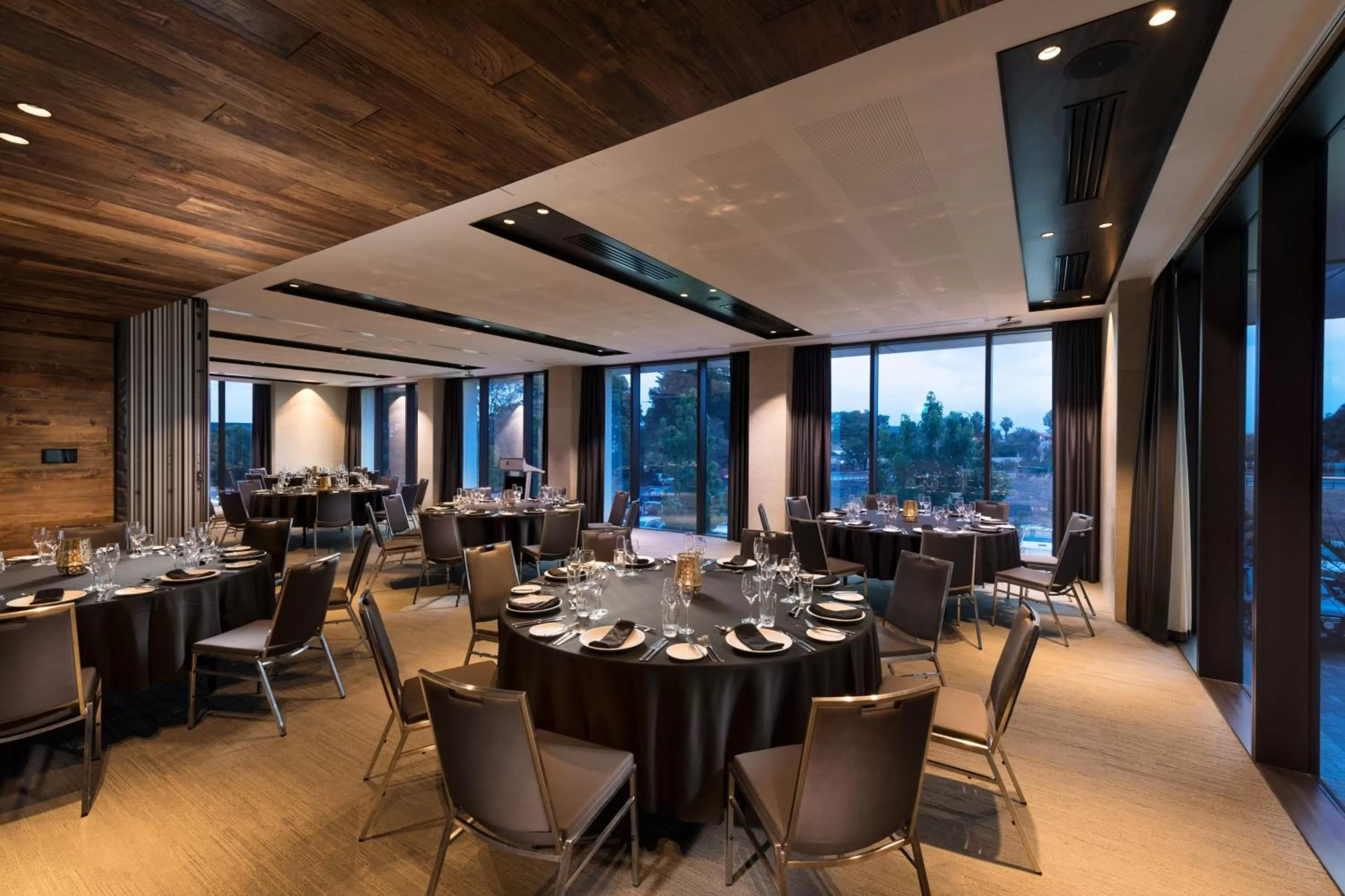 Meeting/conference room in Aloft Perth
