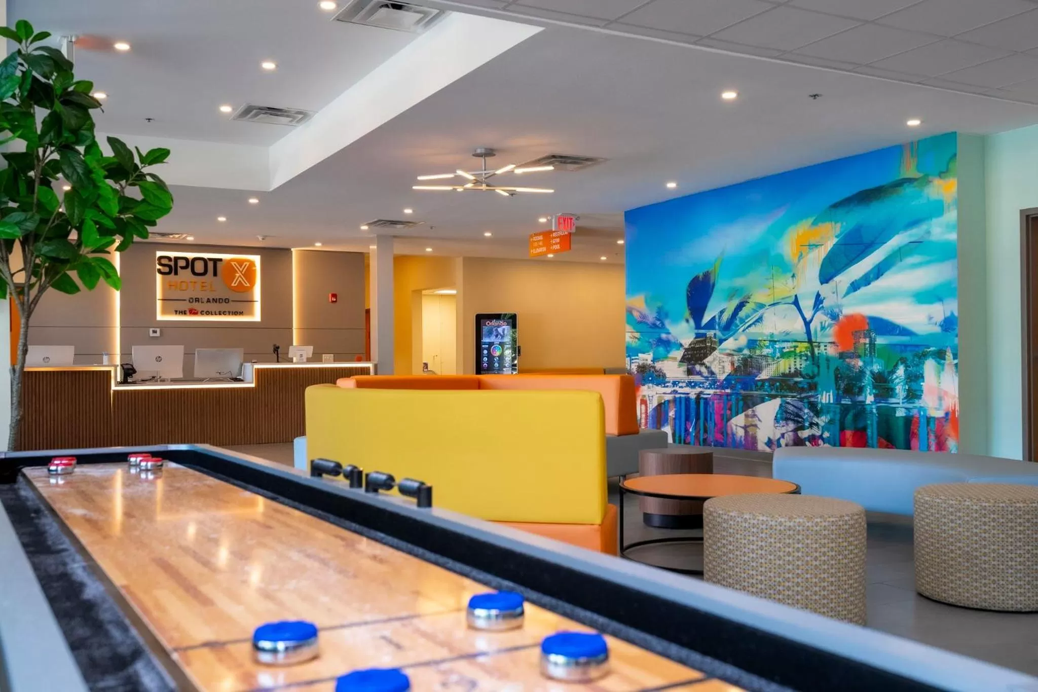 Lobby or reception in SPOT X Hotel Orlando Intl Dr by The Red Collection