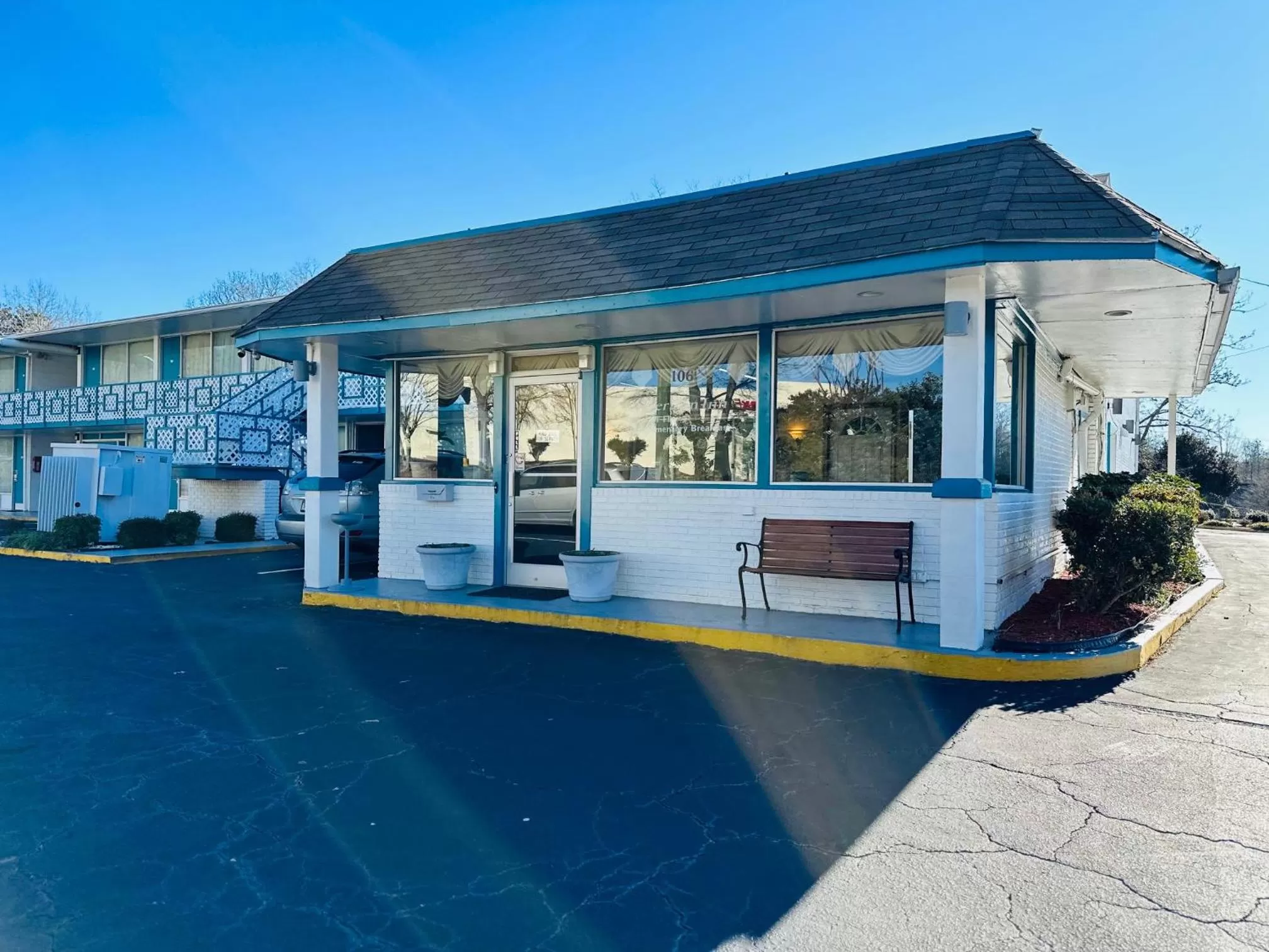 Property Building in American Inn