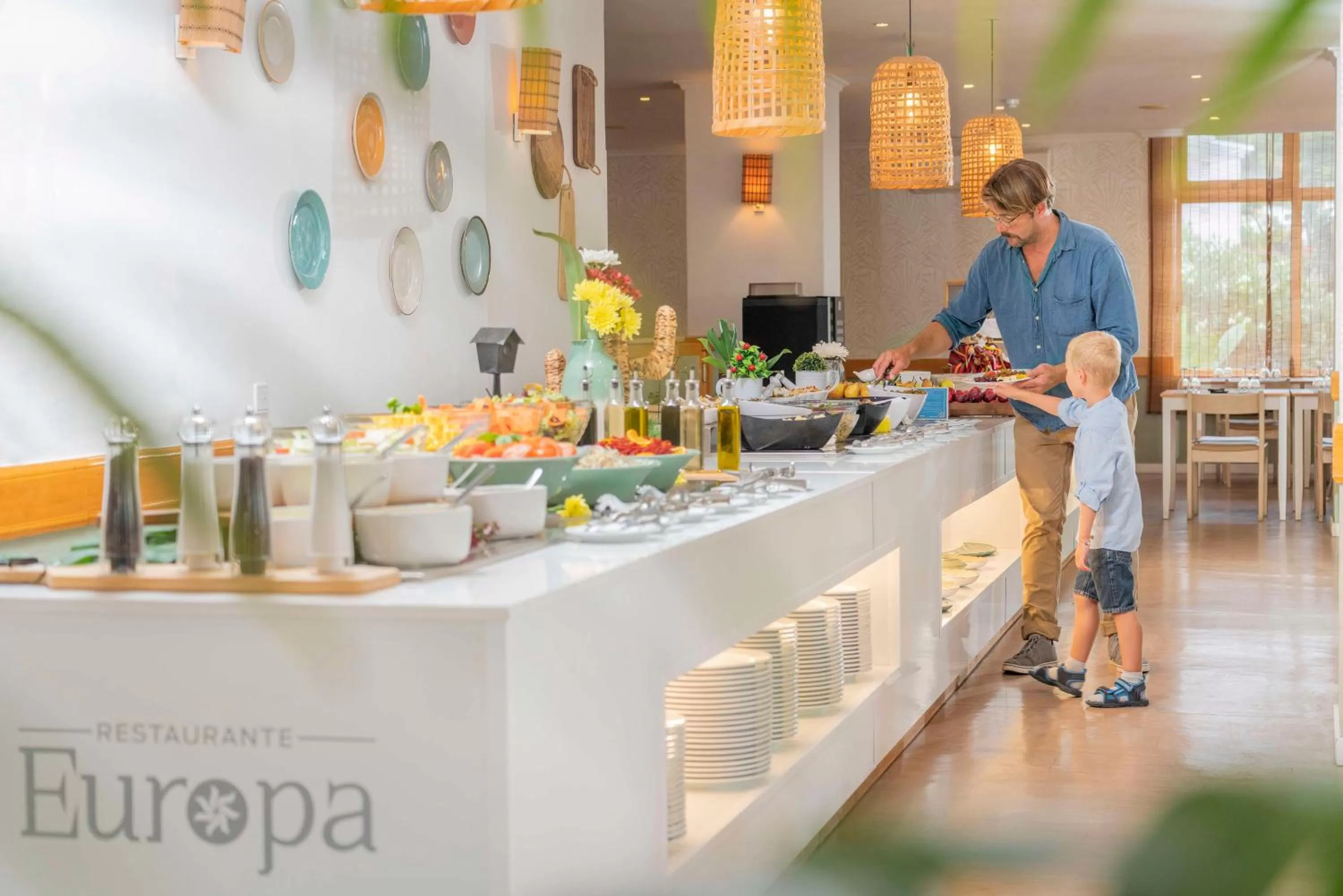 Restaurant/places to eat in Dorisol Estrelicia Hotel