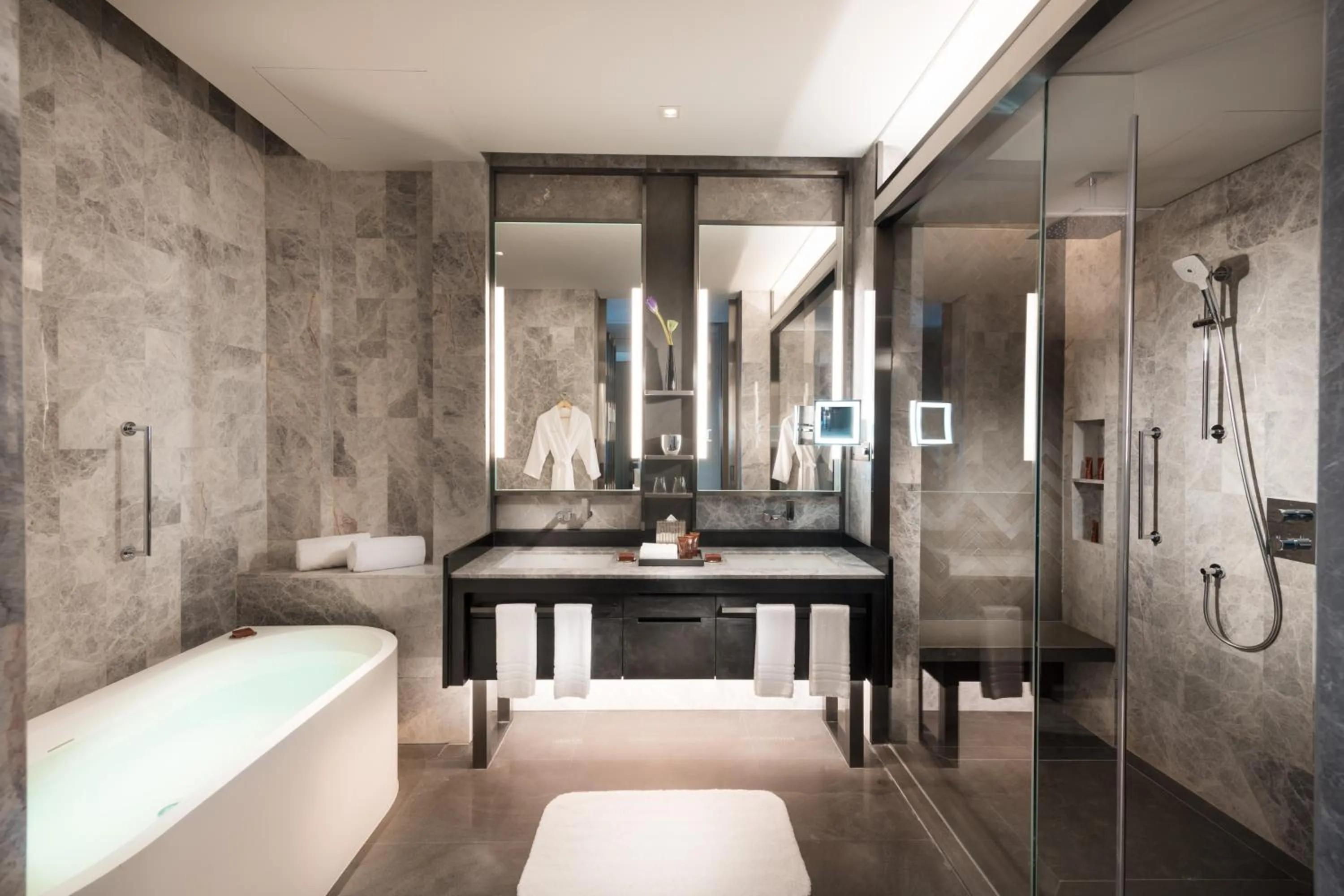 Bathroom in Conrad Shenyang