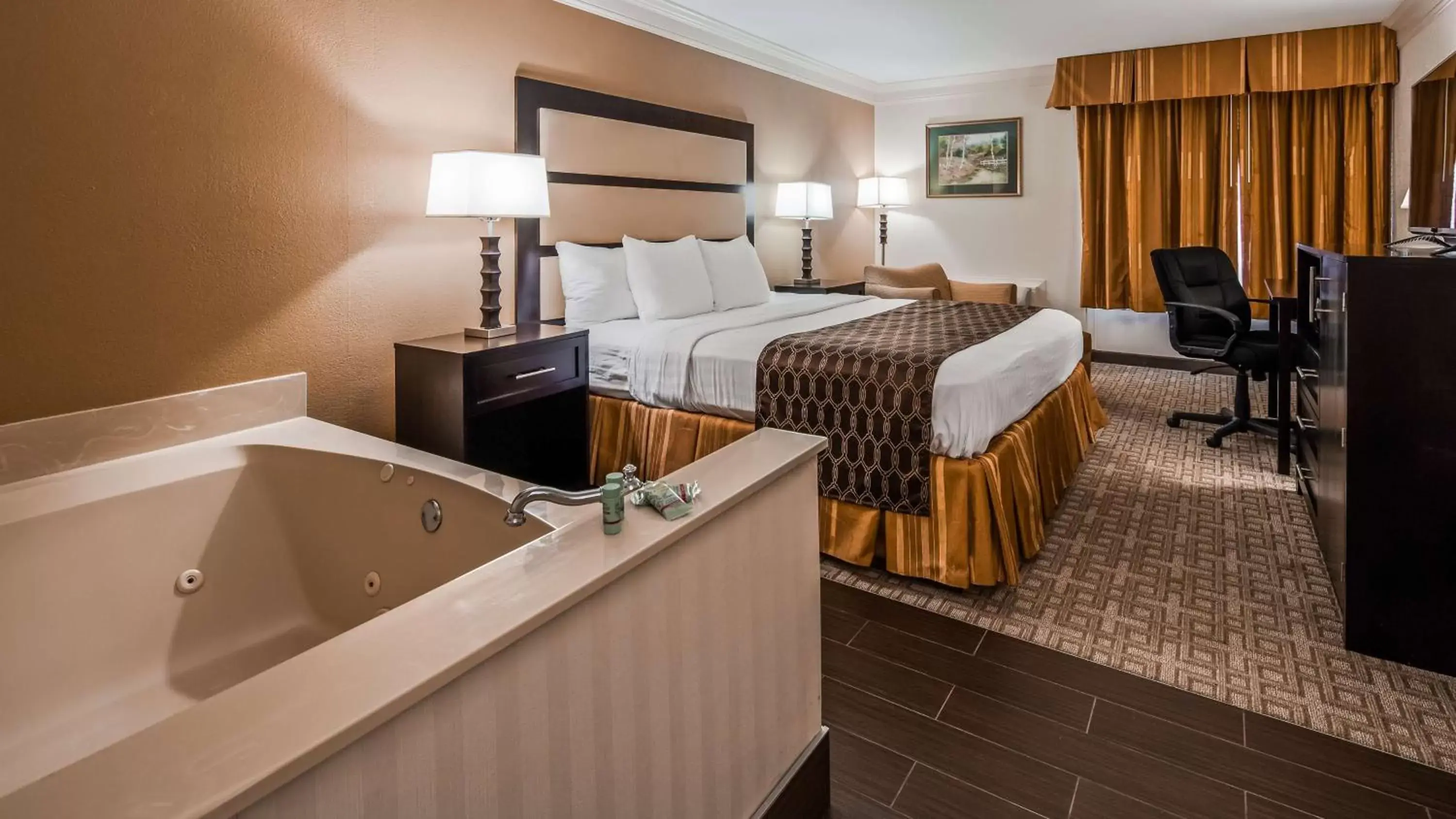 King Room - Non-Smoking in Best Western Riverside Inn King Room - Non-Smoking in Best Western Riverside Inn