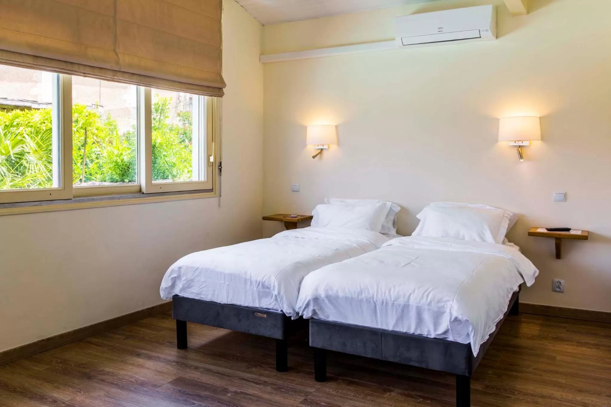 Bedroom, Room Photo in Les Trois Lys