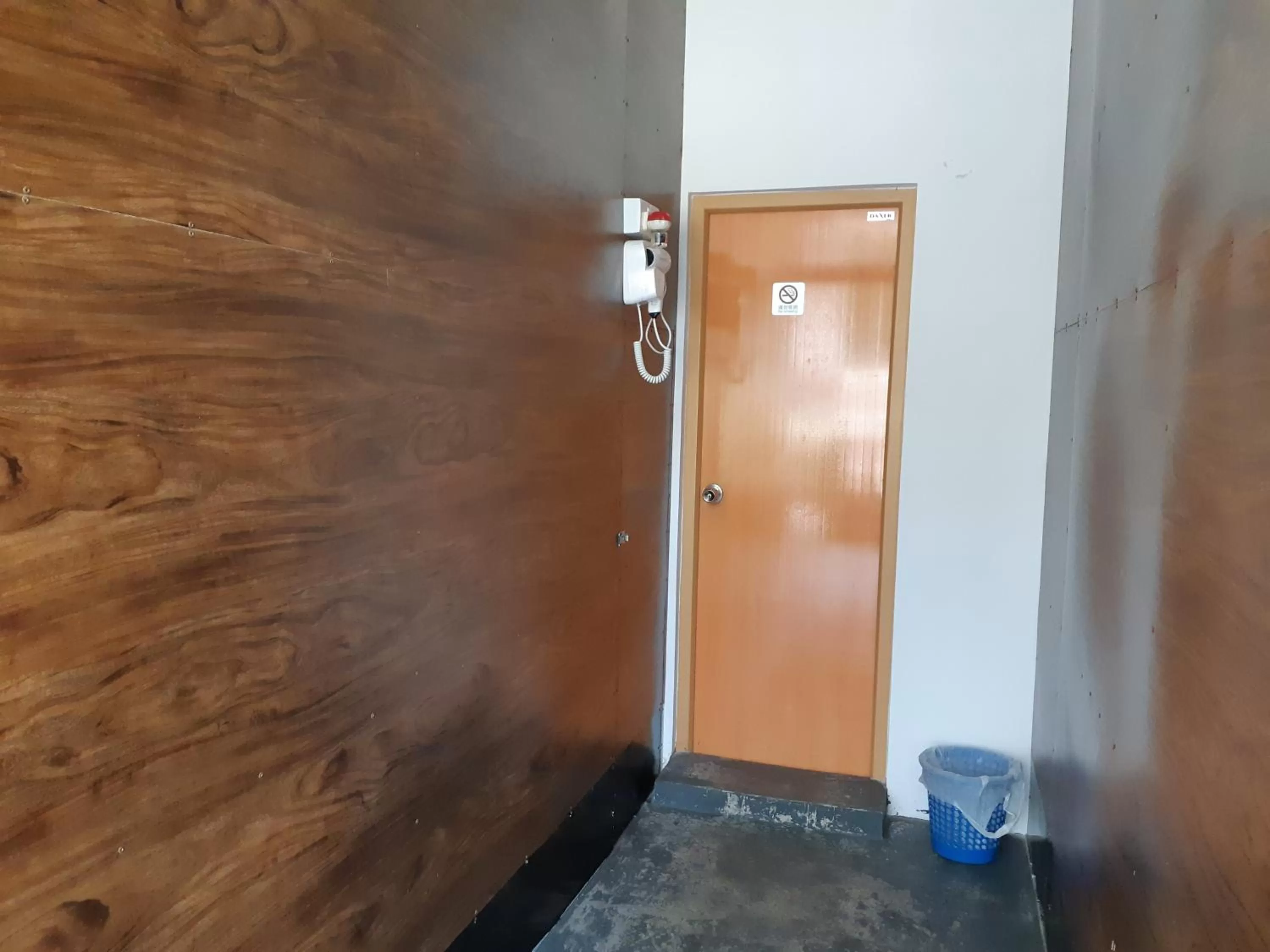 Bathroom in Siril Guesthouse Hostel