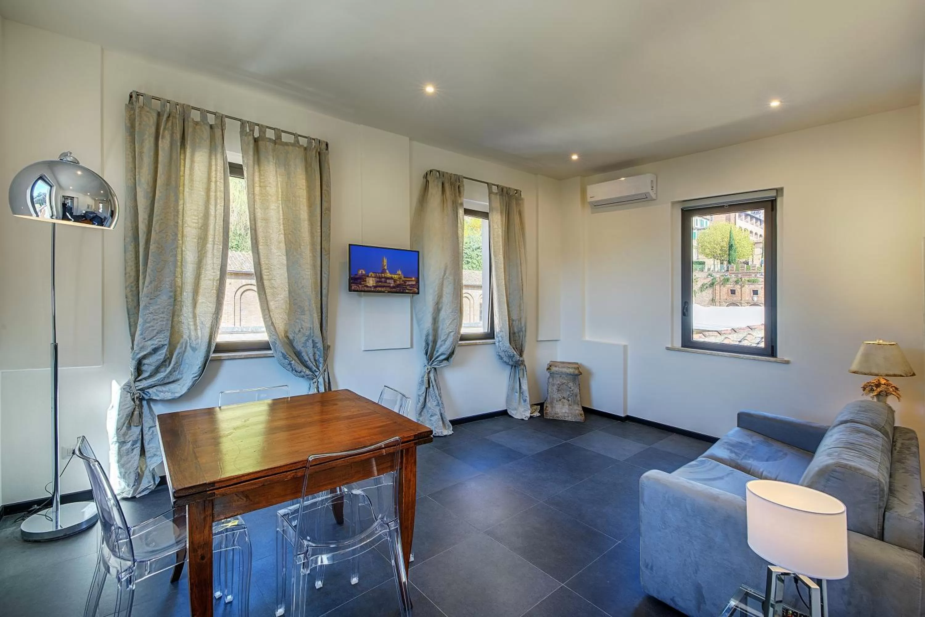 Bedroom in Siena Vip B&B