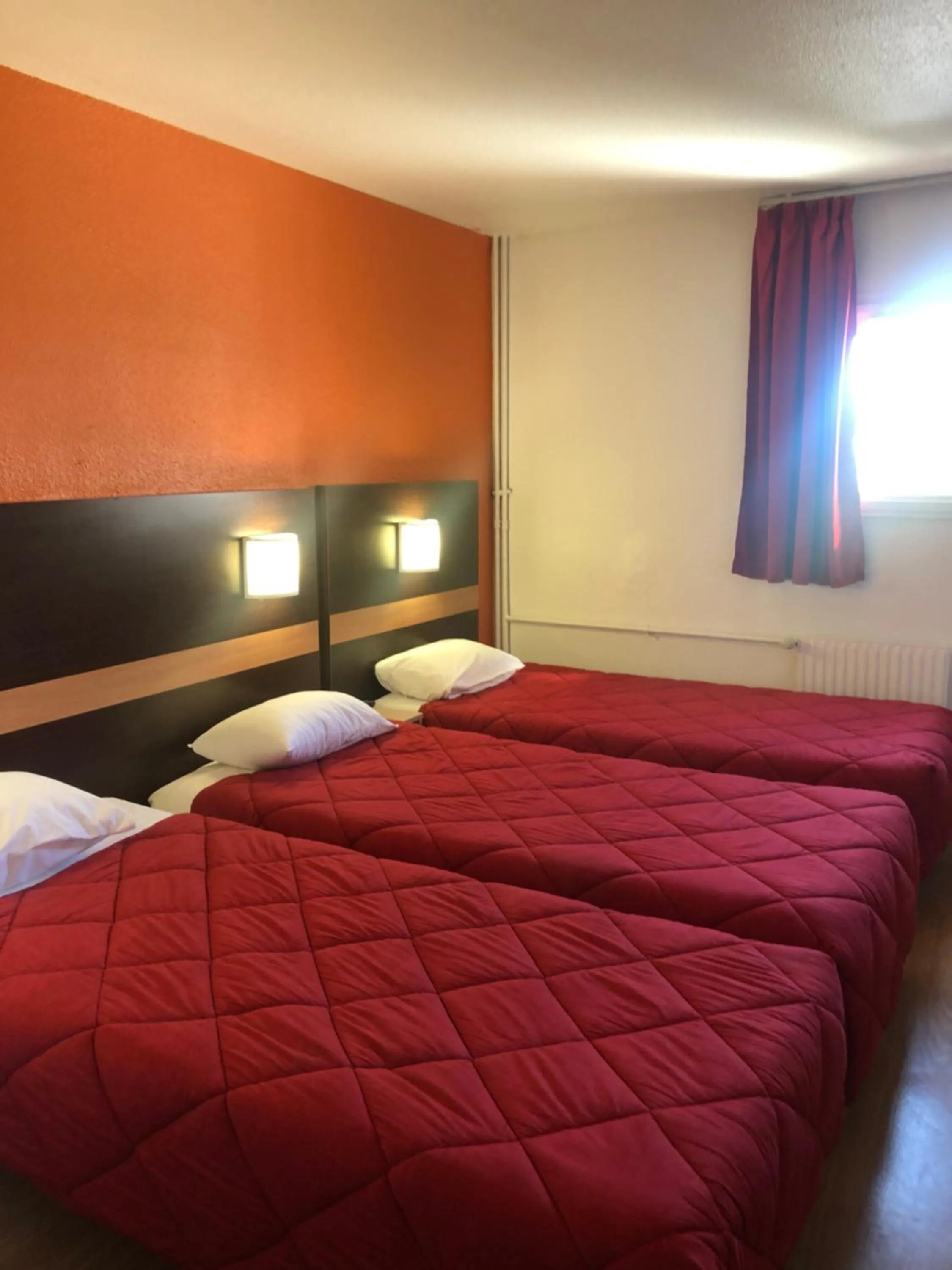 Bedroom in Premiere Classe Rungis - Orly