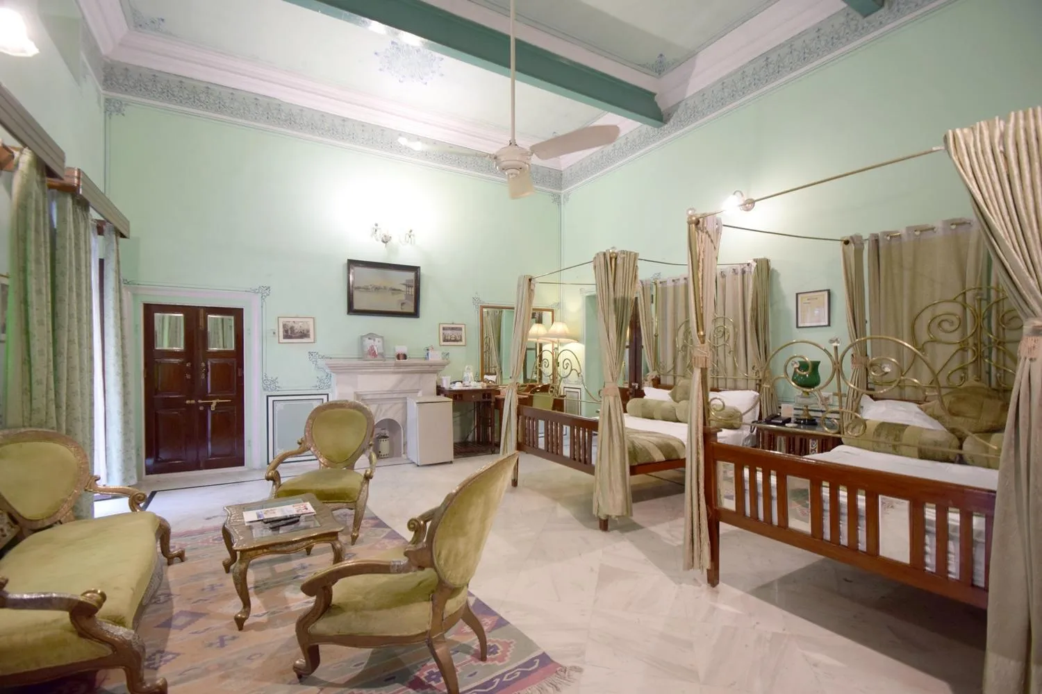 Living room, Bed in Hari Mahal Palace by Pachar Group