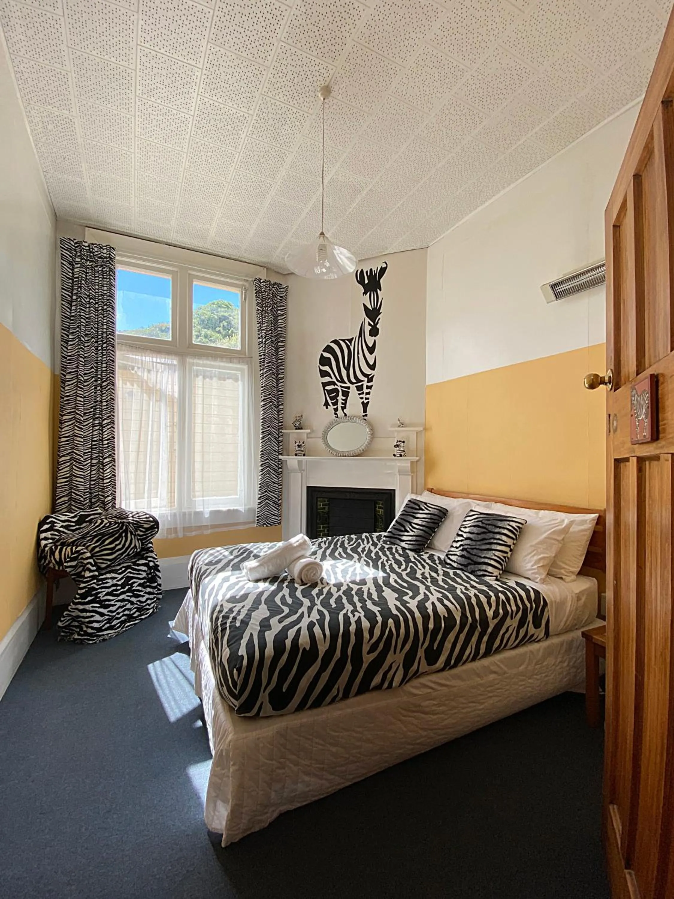 Double Room with Shared Bathroom in Noah's Ark Flashpacker