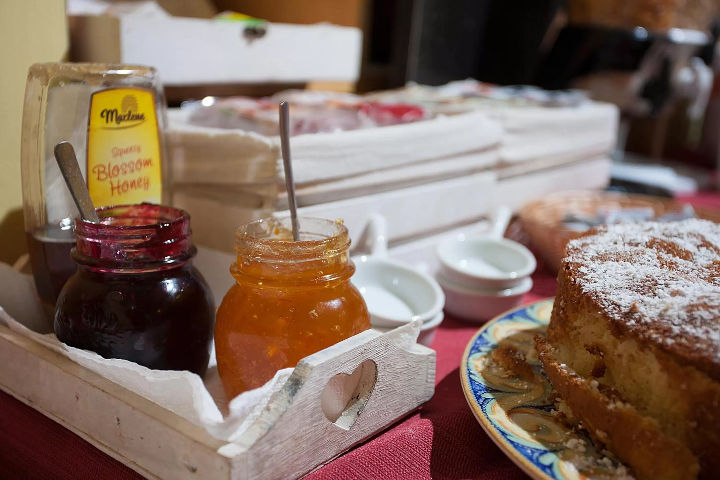 Buffet breakfast in Hotel Cineholiday