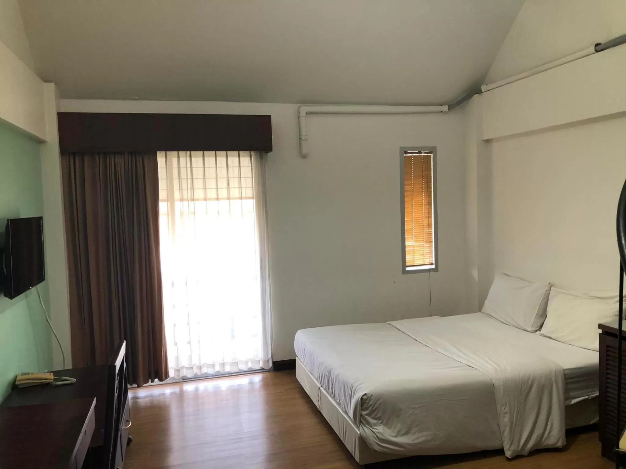 TV and multimedia, Bed in Floral Shire Suvarnabhumi Airport