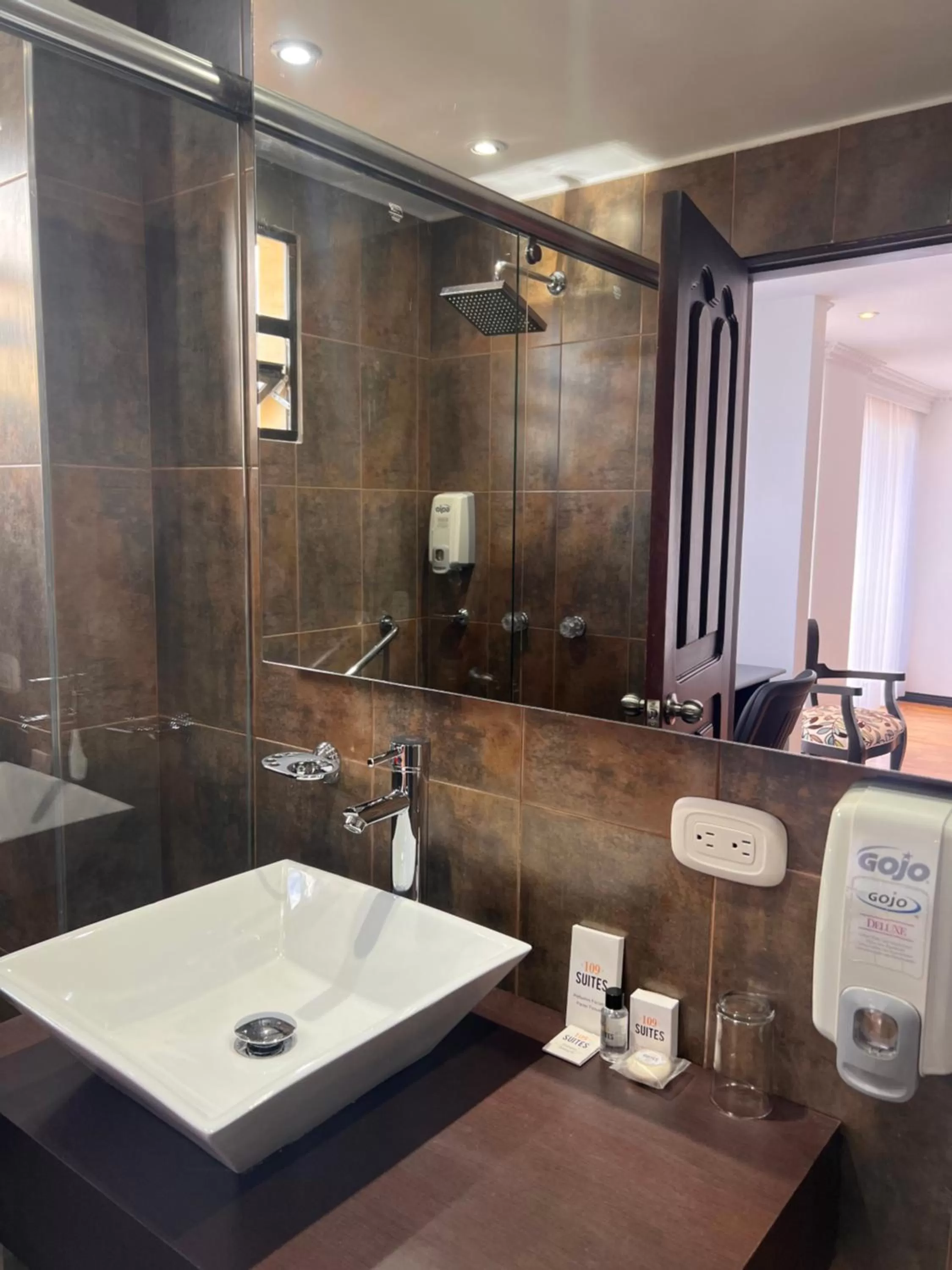 Bathroom in Suites 109 GH Usaquén