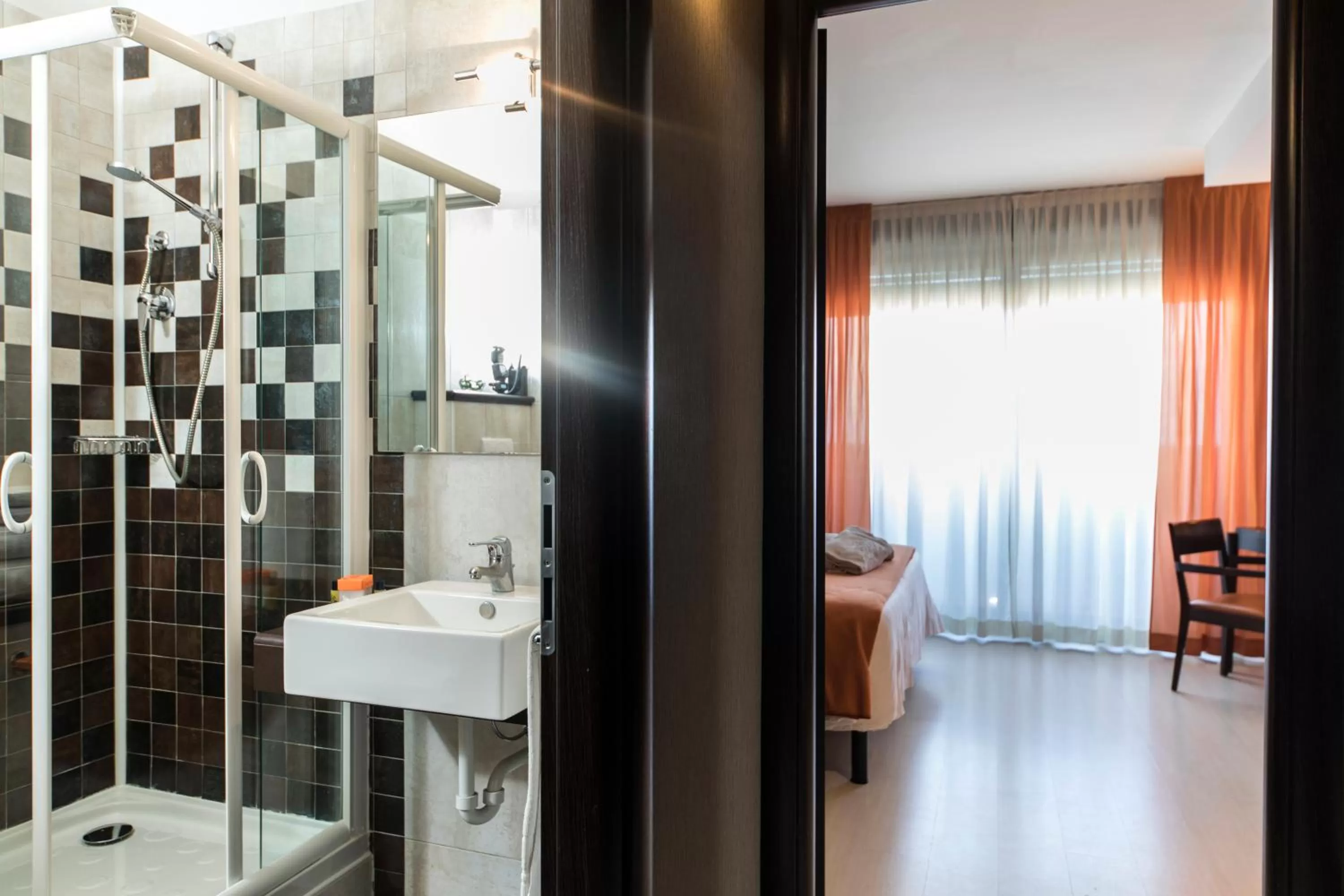 Photo of the whole room, Bed in Hotel Donatello Imola