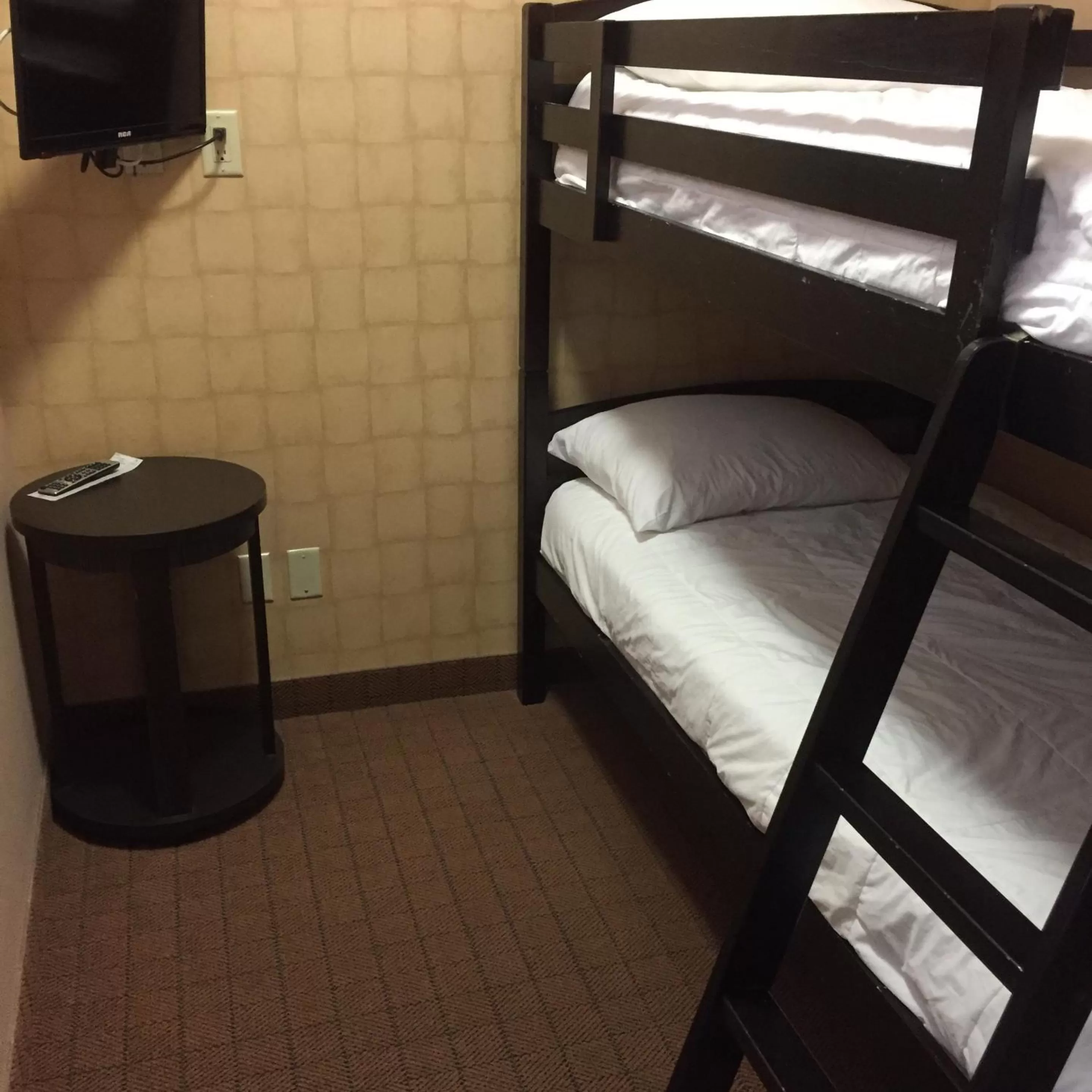 bunk bed, Bed in Inn on Prince Hotel and Conference Centre Truro