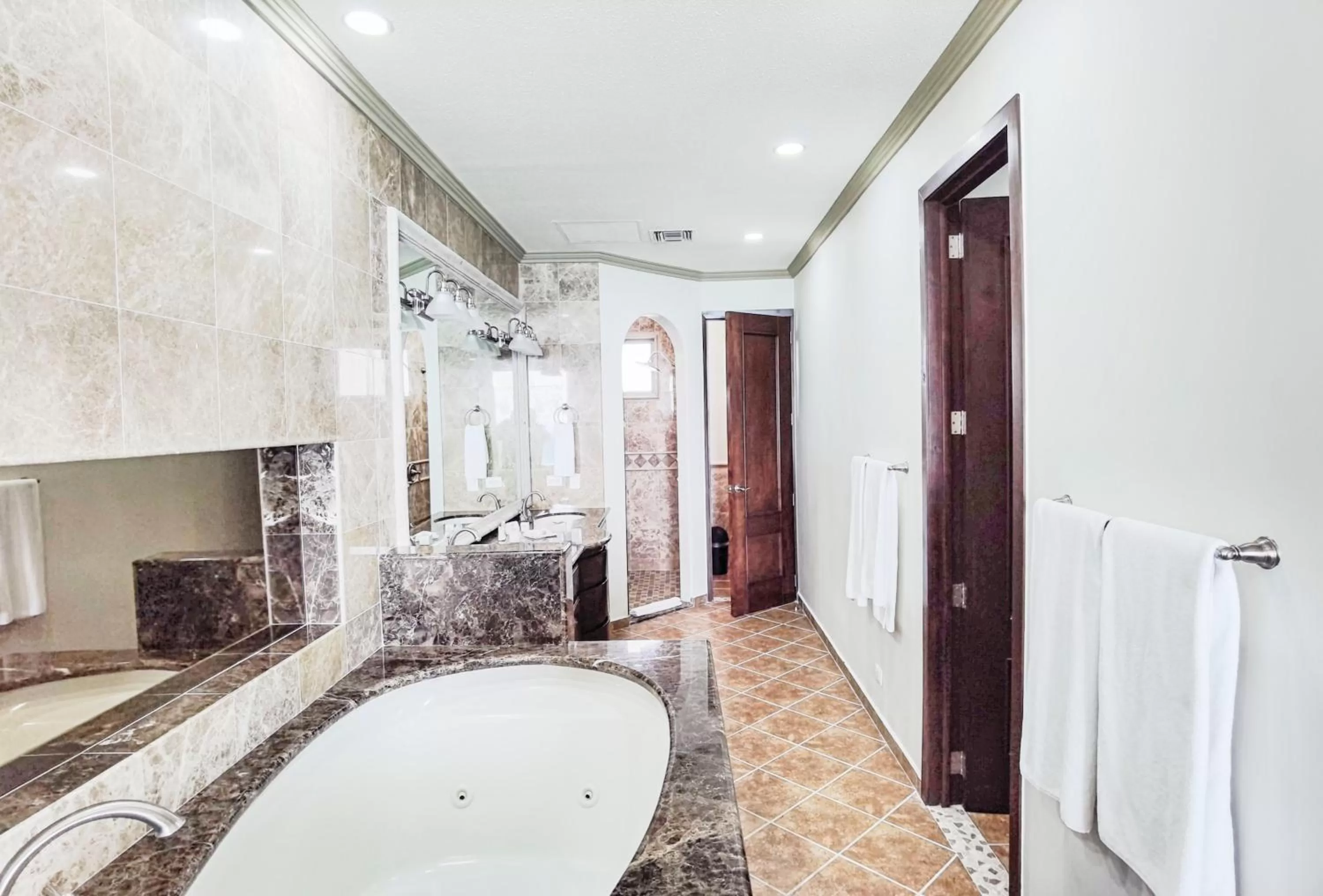 Esmeralda Beach Resort