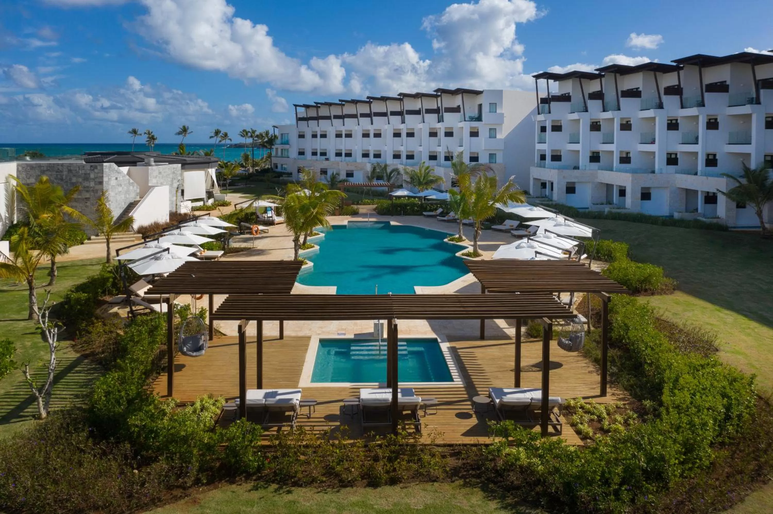 Swimming pool in Dreams Macao Beach Punta Cana - All Inclusive