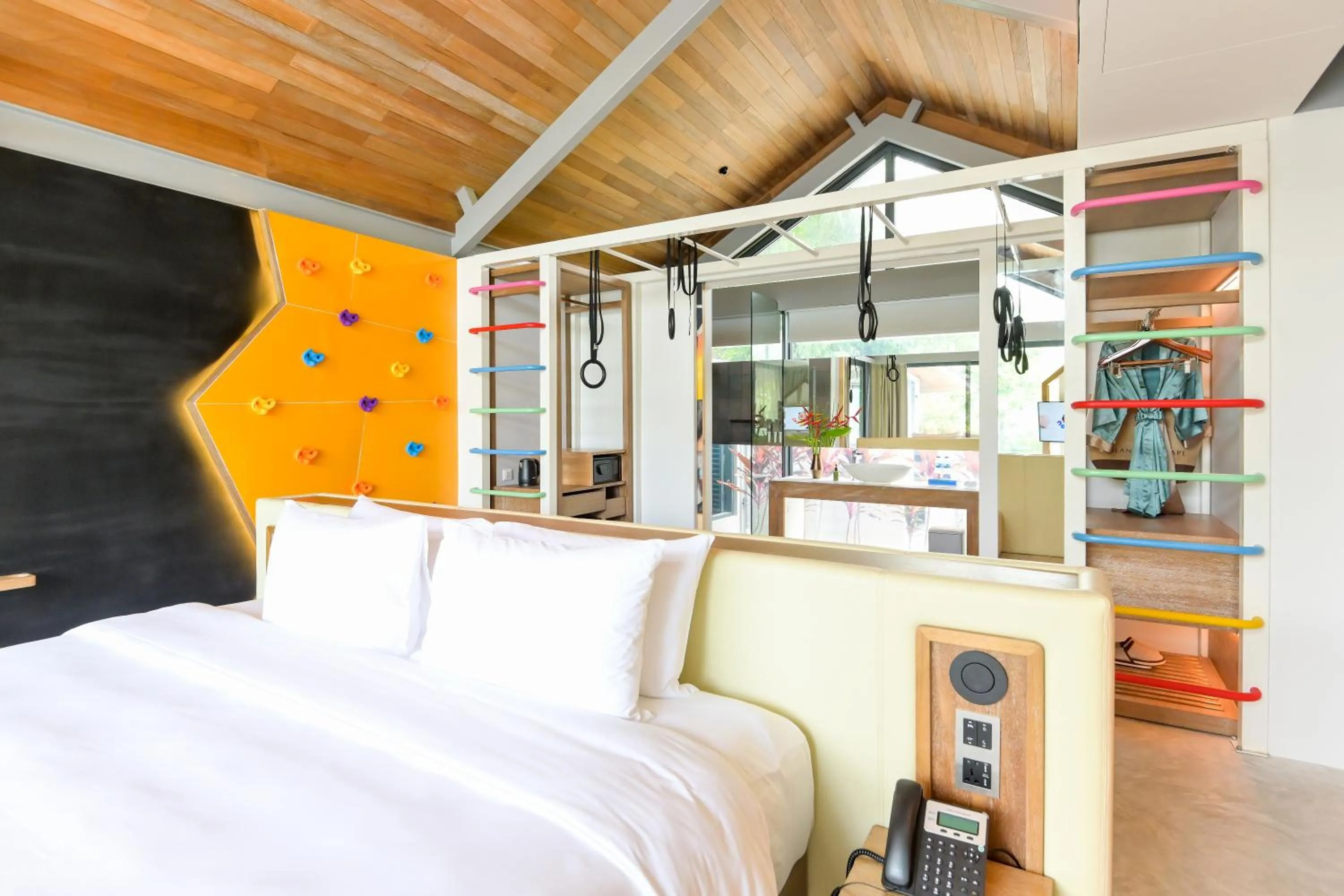 Family, Bed in Island Escape Burasari